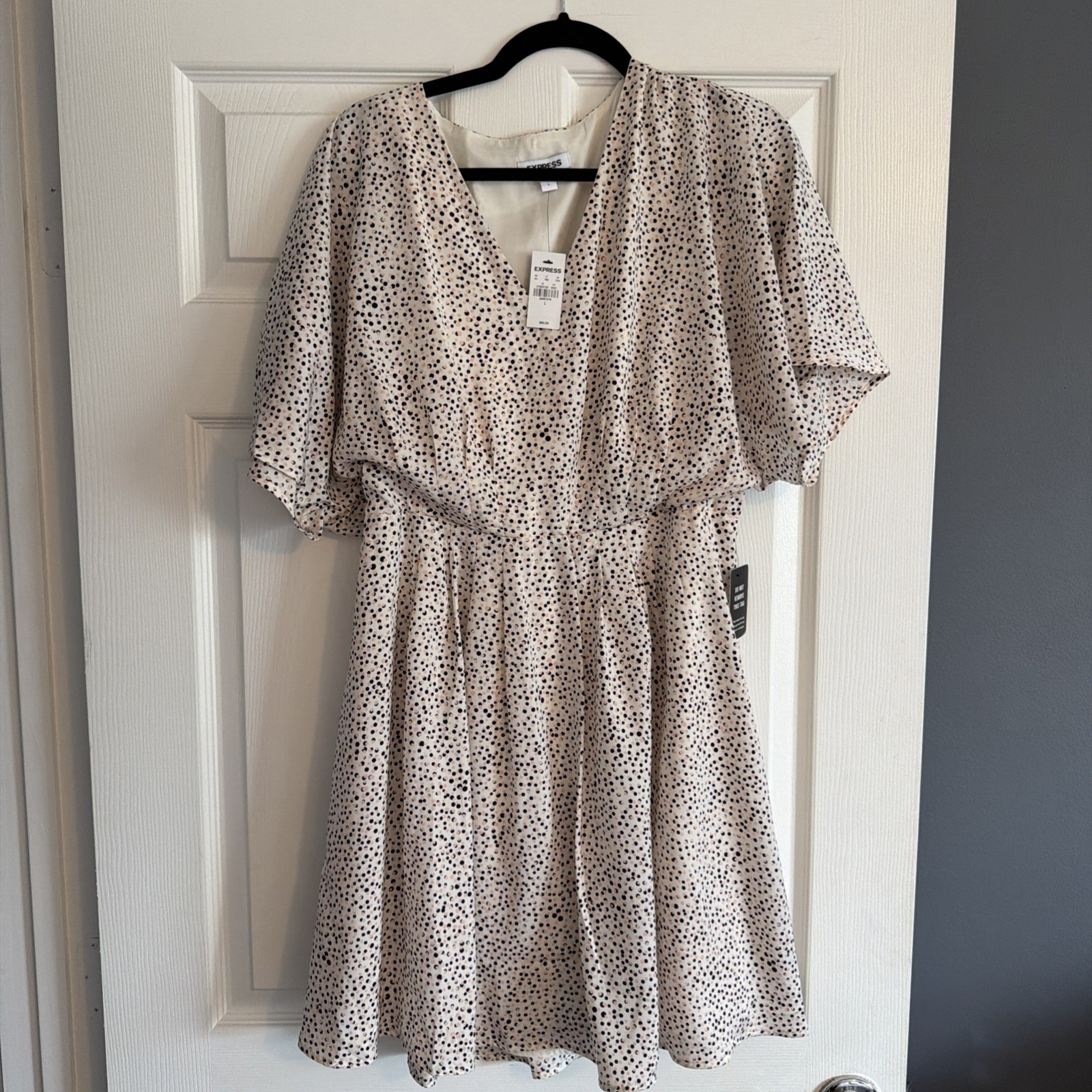 EXPRESS dress Cream/Black/Pink Long Short Sleeve Sundress NWT $60 L