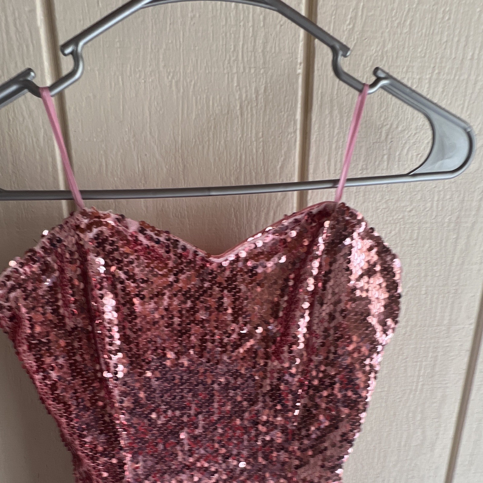 Kouture Marchi Pink Sequin Feather Hem Sweetheart Bodycon Mini Dress, M