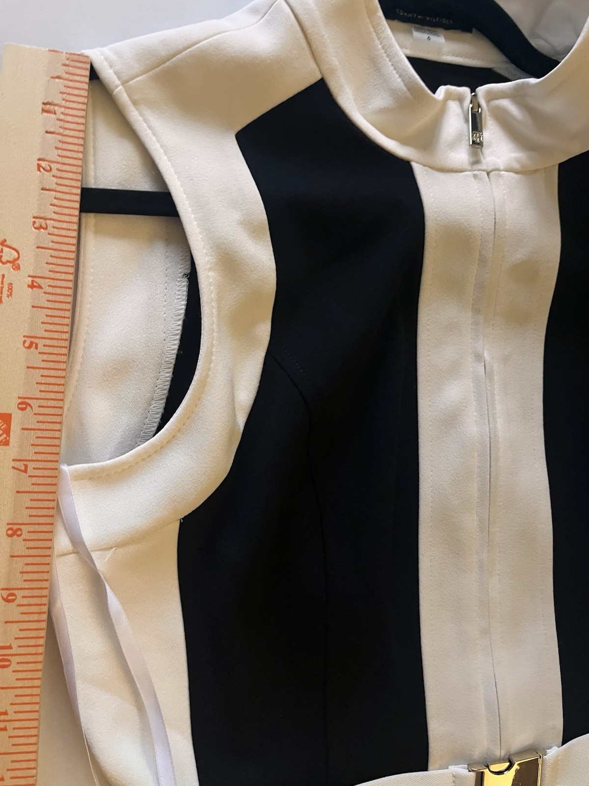 Tommy Hilfiger Black & White Neoprene Scuba Crepe Sheath Dress 6