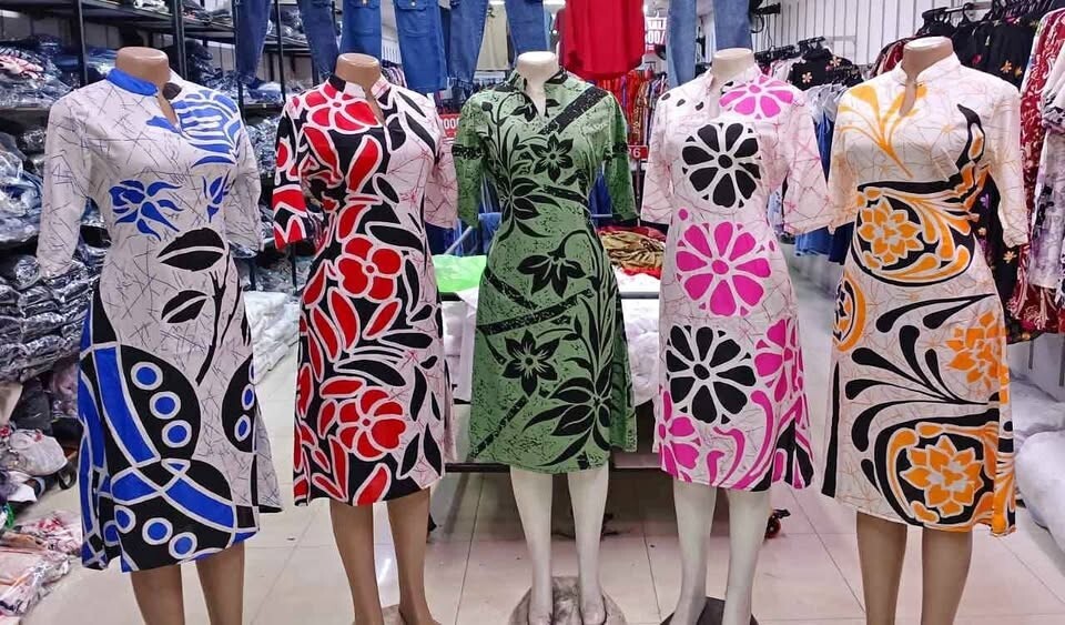 Ceylon Handmade colorful batik pattern dress is comfortable everyday pretty and
