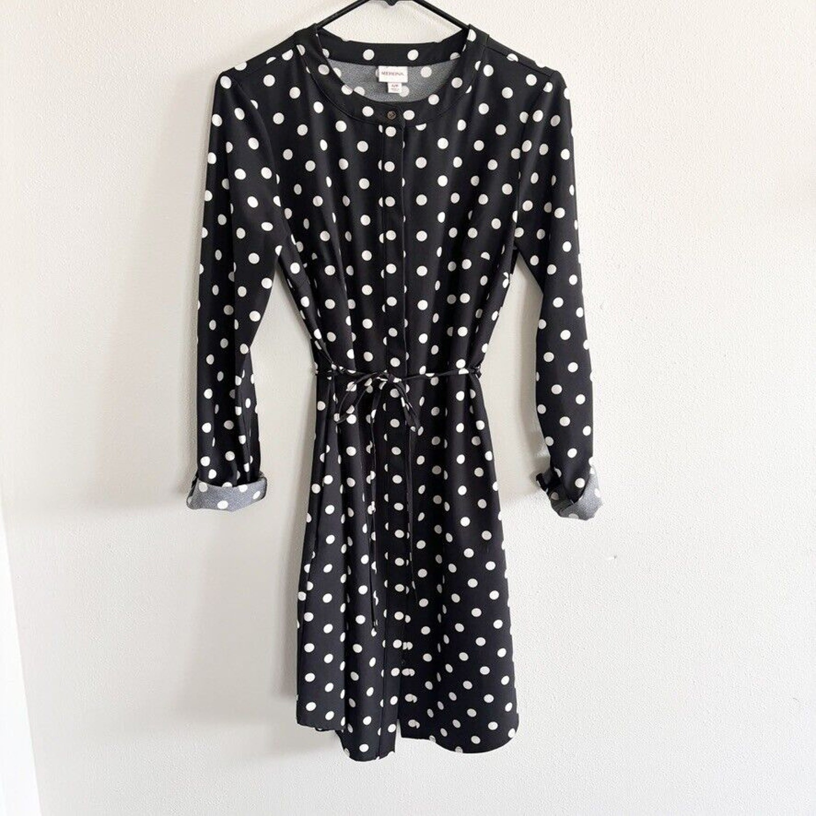 B&W Polkadot Size S Long Sleeve Collarless Shirt Dress Timeless Classic 50s 60s