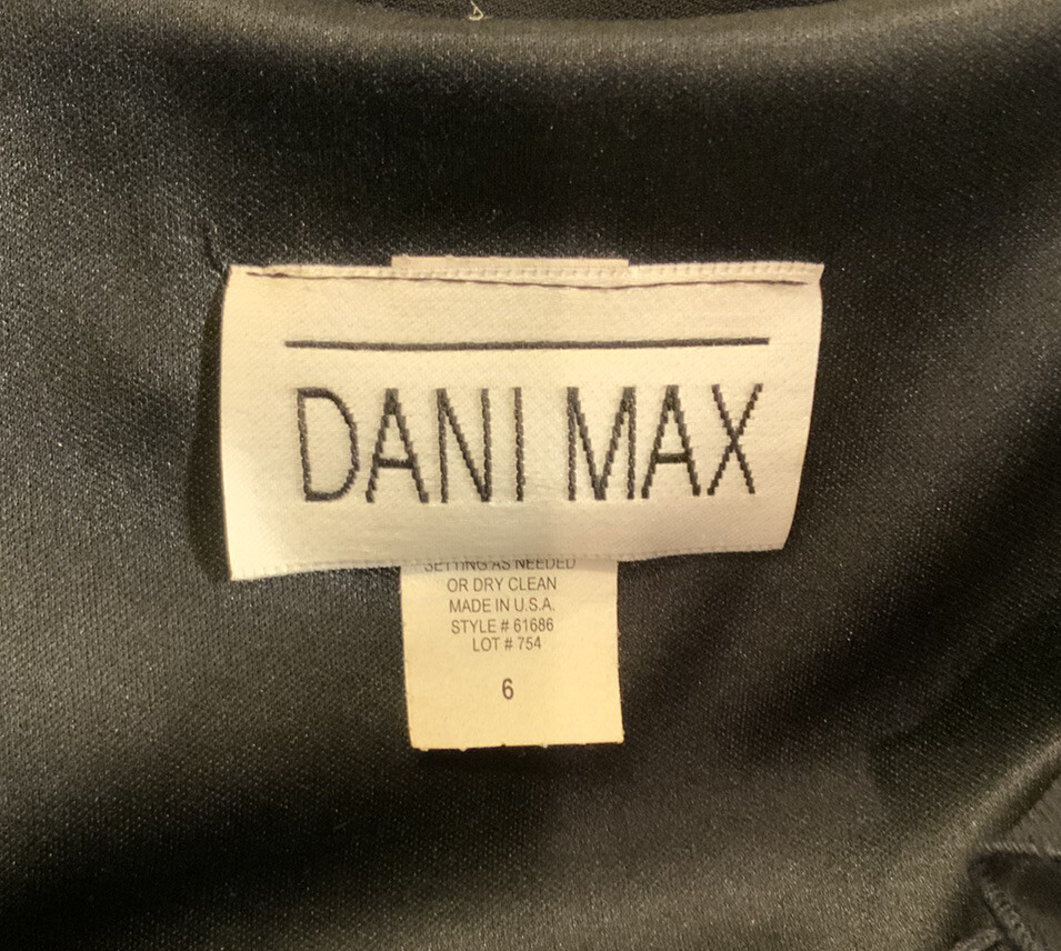 Dani Max 6 Small Quiet Luxury Sleeveless Black Chic Ruffled V Neck Dress