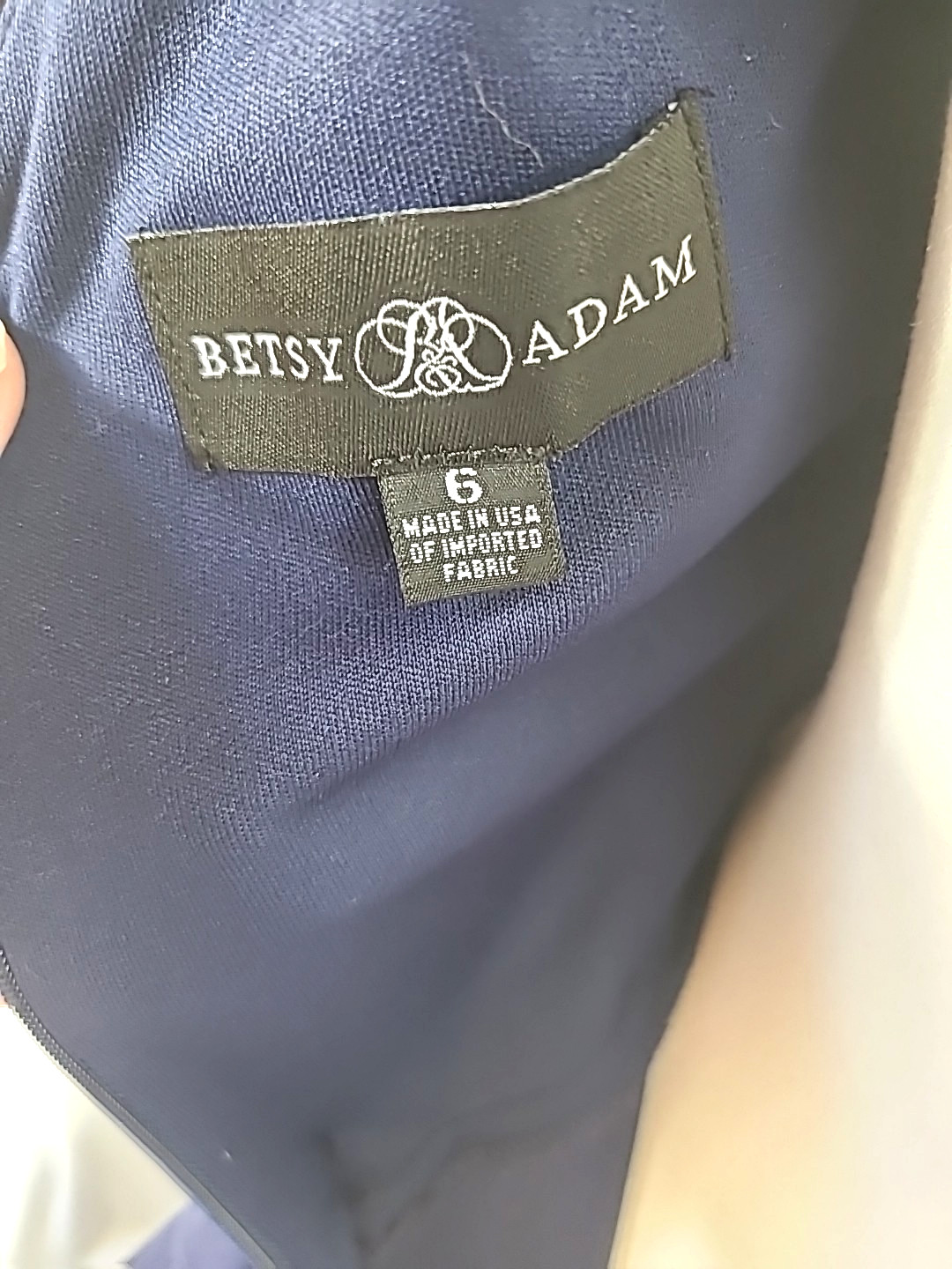 Betsy & Adam Maxi Formal Gown Sz 6 Back Bow Full Length Back Ruffle Slight Train