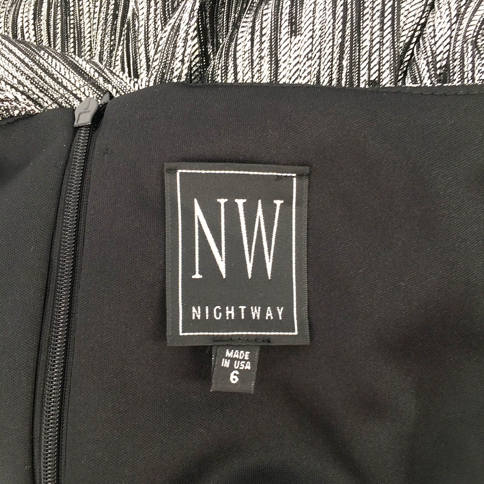NWT Nightway Silver/Black Sleeveless Double Strap Shimmer Gown Maxi Dress Size 6
