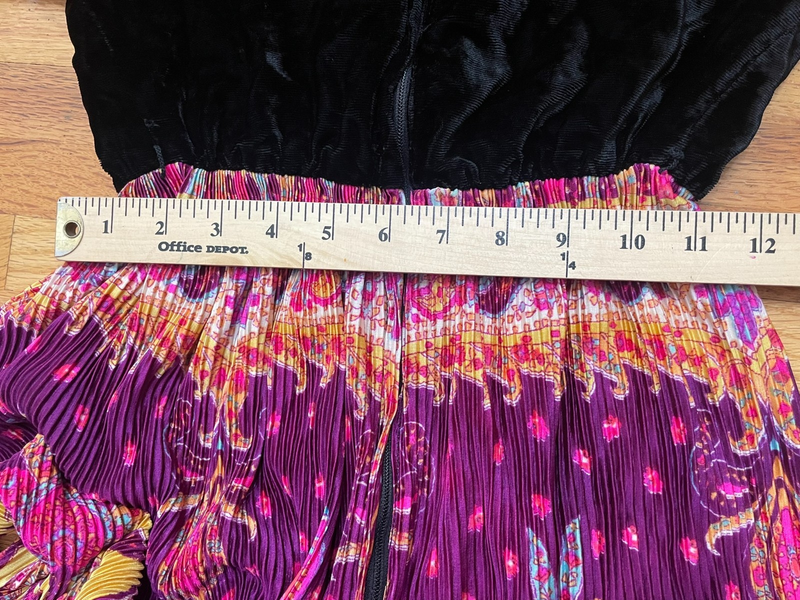 One Flight Up By Rae Hepburn Hippie Women’s 70s S Gypsy Purple Renaissance