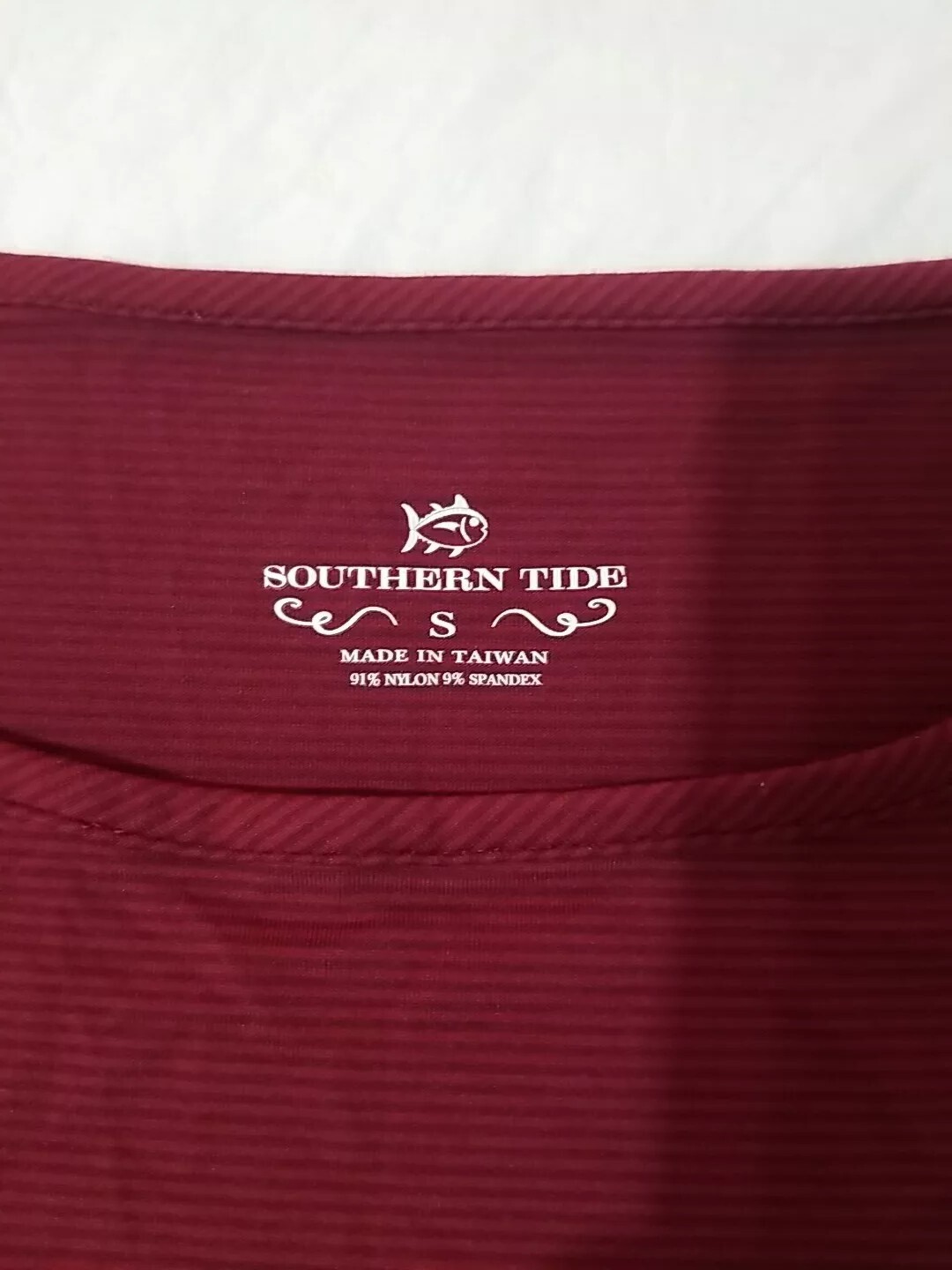 Southern Tide Whitnee Performance Dress Maroon Wine Bell Sleeve Size S USC
