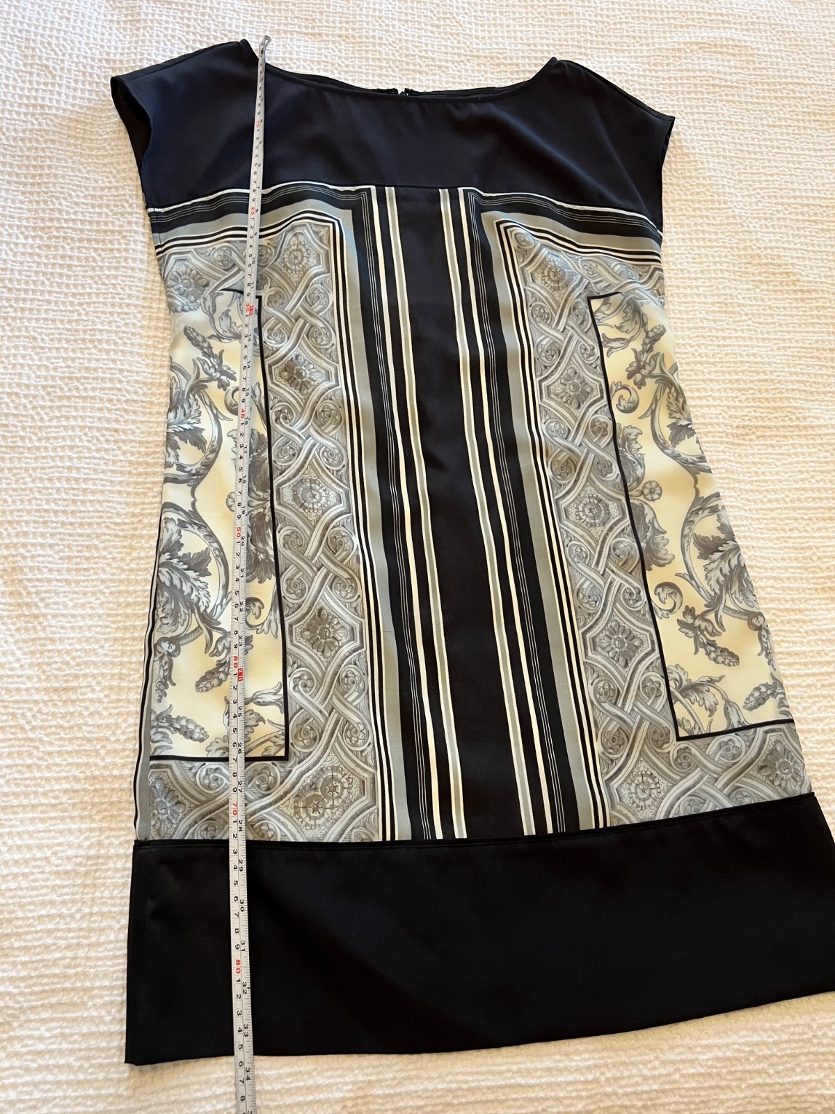 Geometric Handkerchief Print Sleeveless Shift Dress Black Ivory Grey Size 4