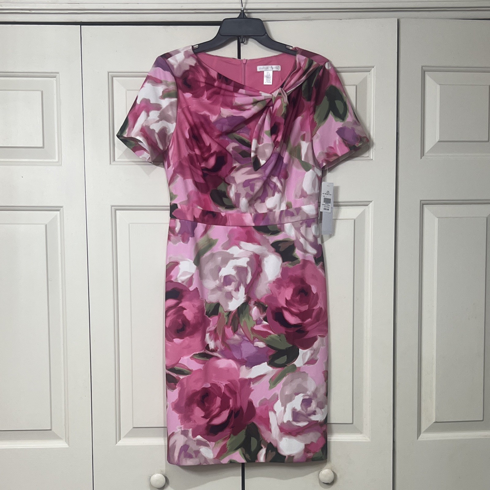 London Times Women’s Pink/Purple Floral Knee-Length V-Neck Cap Sleeve Sheath 12