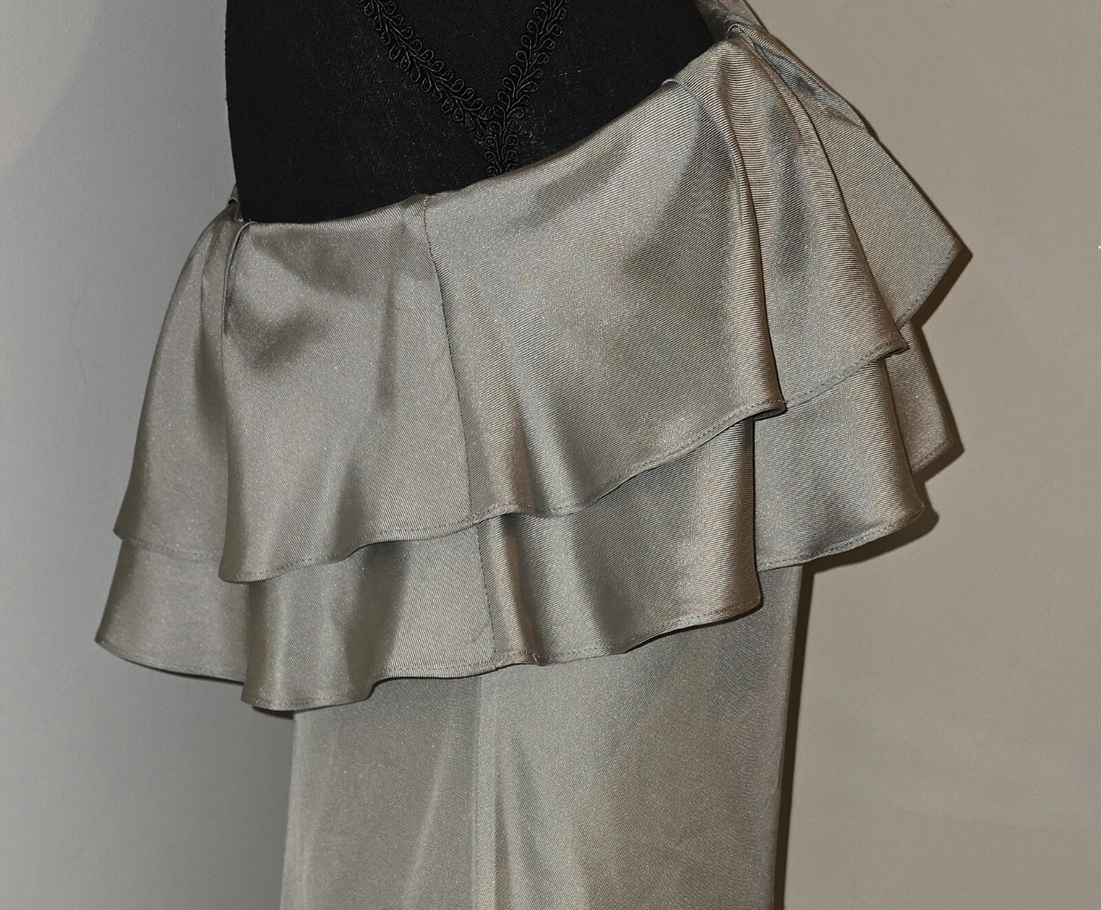 Banana Republic Silk One Shoulder Strap Shift Dress Ruffels Sleeveless Sz 2…