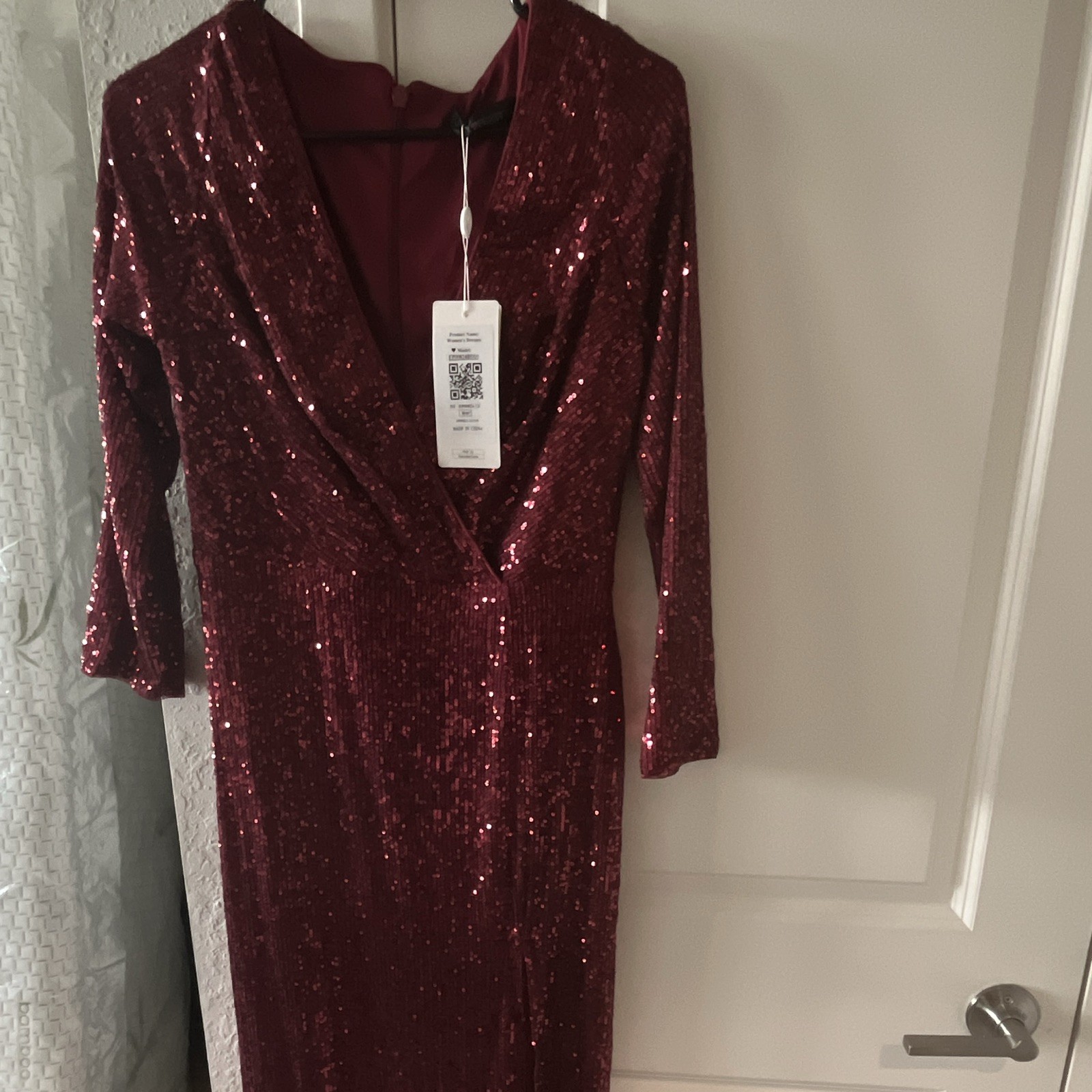 Ever-Pretty Burgundy Sequin V-Neck 3/4 Sleeve Maxi Dress Side Slit M
