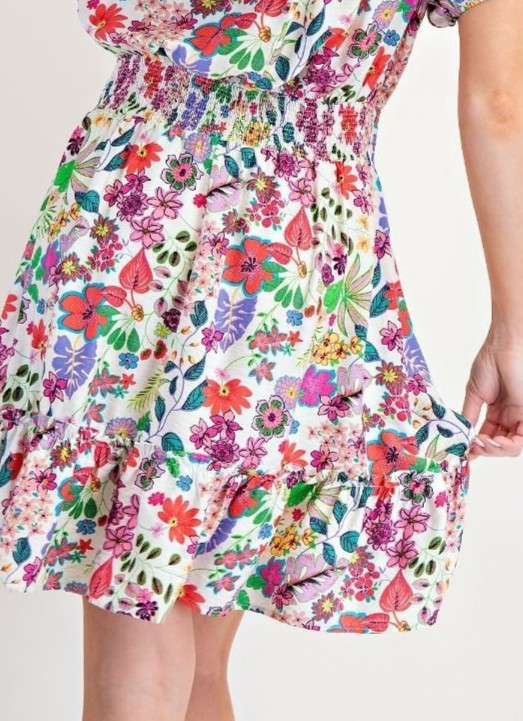 New Easel Boho Floral Button Front Tiered Ruffled Bottom Smocked Dress Small