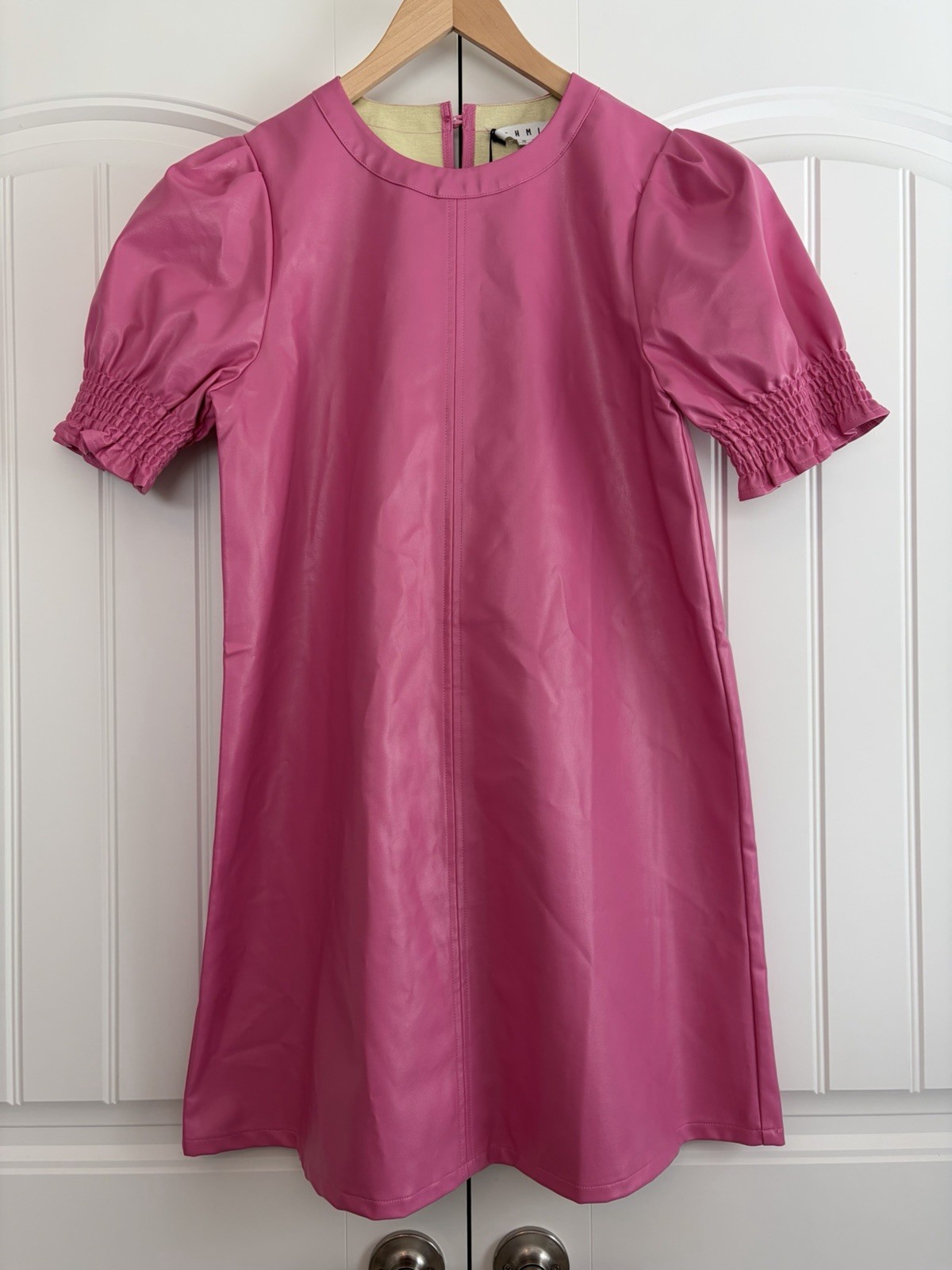 THML NWT Faux Leather Shift Dress Hot Boss Pink Short Sleeve Women’s Size Med