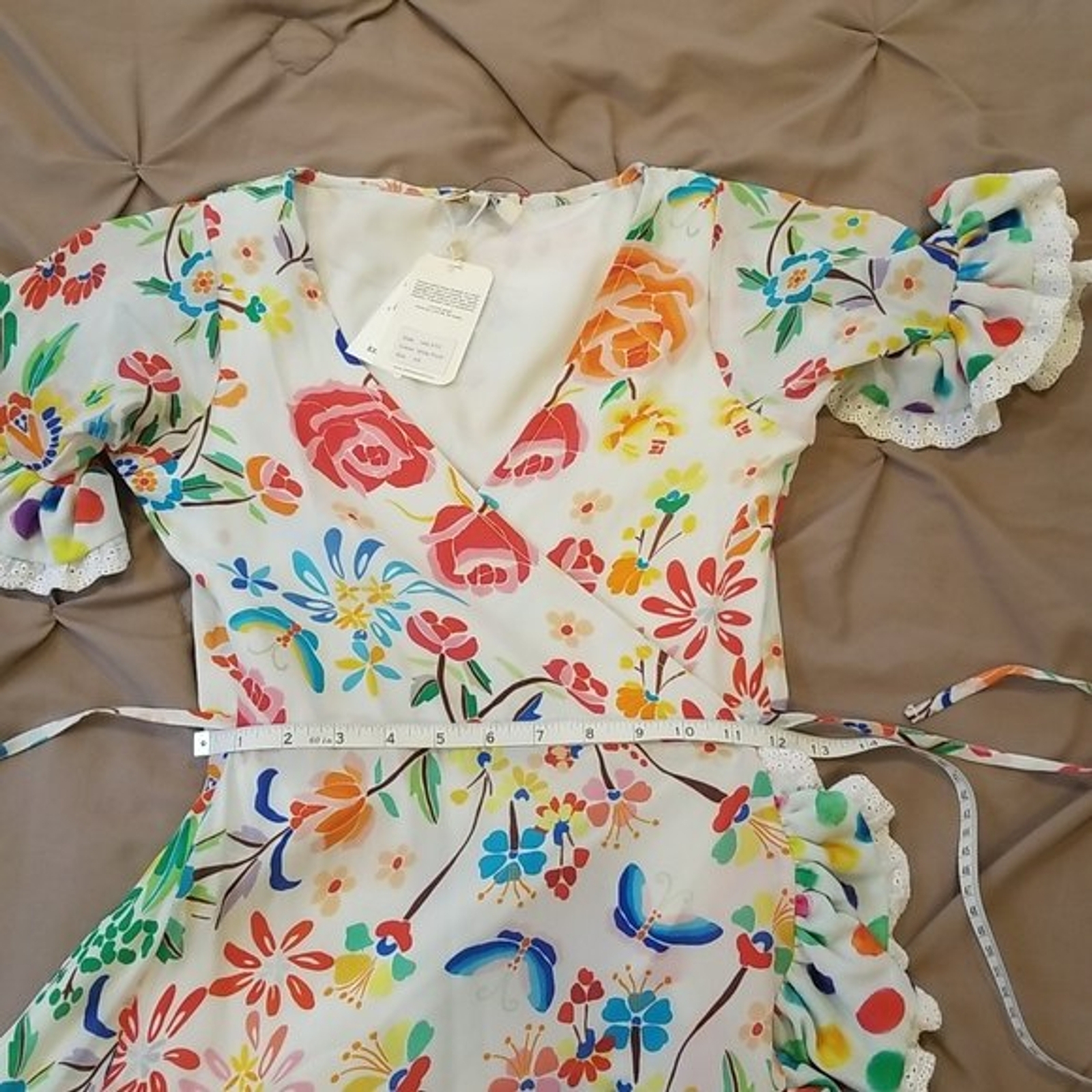 NWT All Things Mochi Valeria White Wrap Floral Mini Dress, size XS