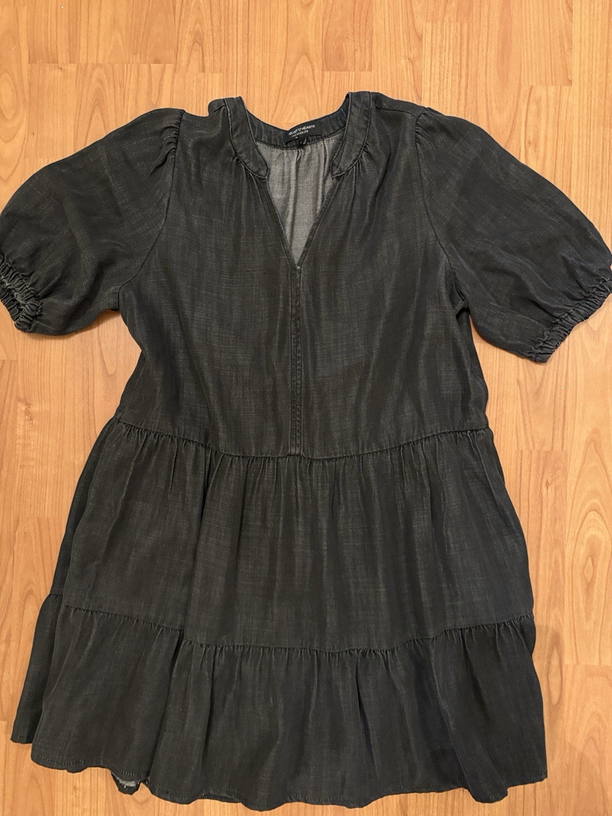 Velvet Heart Los Angeles Gray Solid Tiered V-Neck Puff Sleeve Woven Dress L