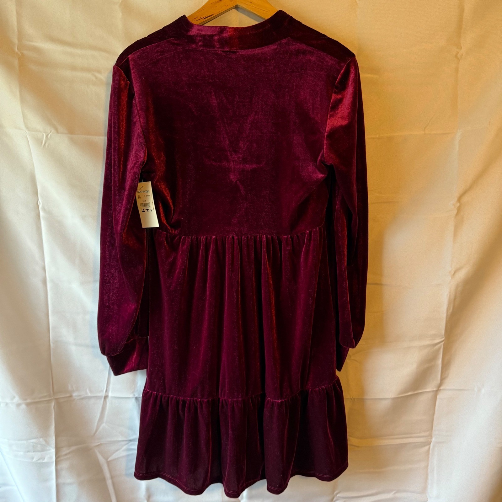 Harper 241 Velvet Tiered V Neck Long Sleeve Mini Dress Burgundy Size S