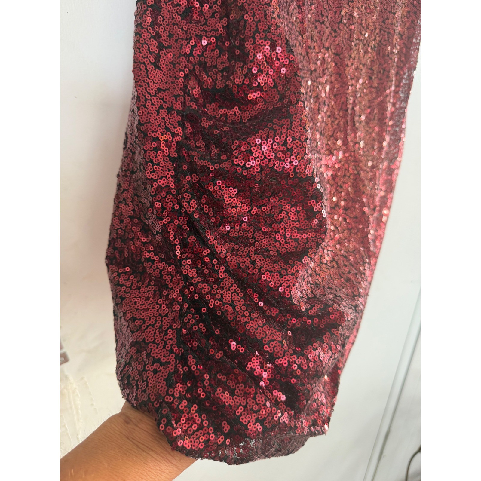 DKRXBurgundy Red Sequin Puff Sleeve Mini Dress Size M Holiday Party NYE Cocktail