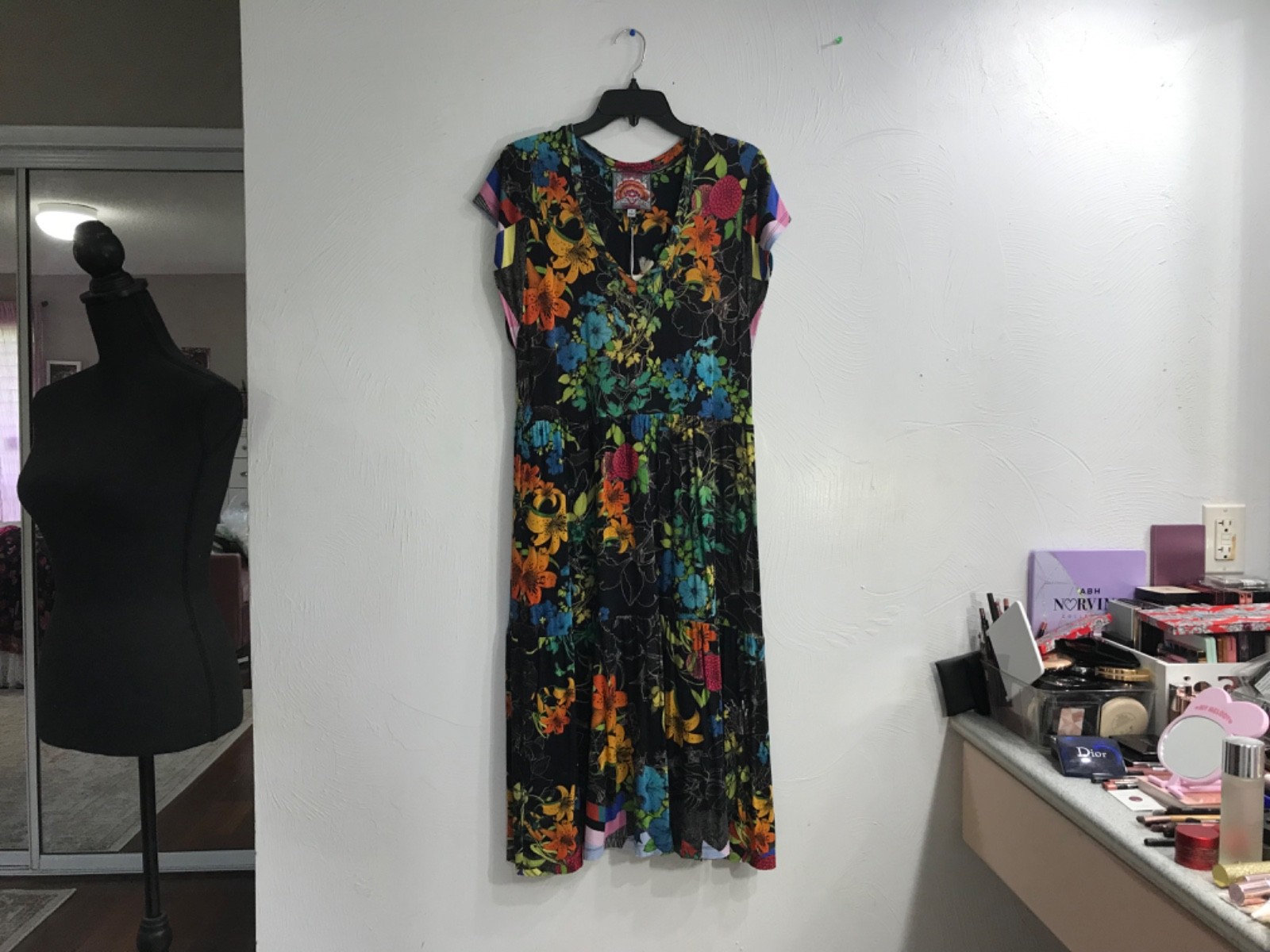 Johnny was nero sequence tiered tea length dress size M