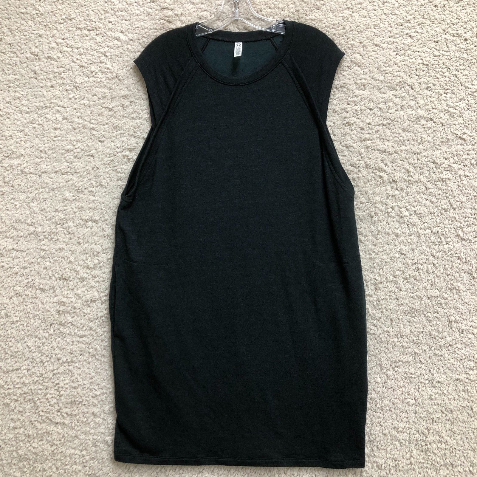 Under Armour Dress Extra Large Adult Black Loose Knit Tank Short Sleeve Womens