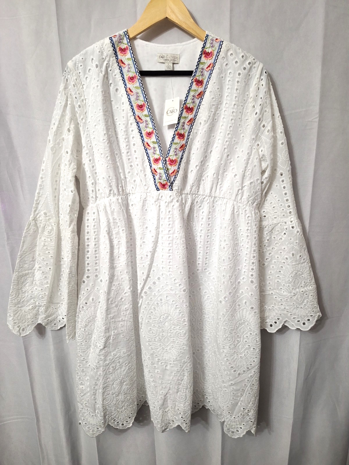 Women’s Eyelet Peasant Hippie Mini Dress Sz L Flare Sleeve Boho Vacation NWT