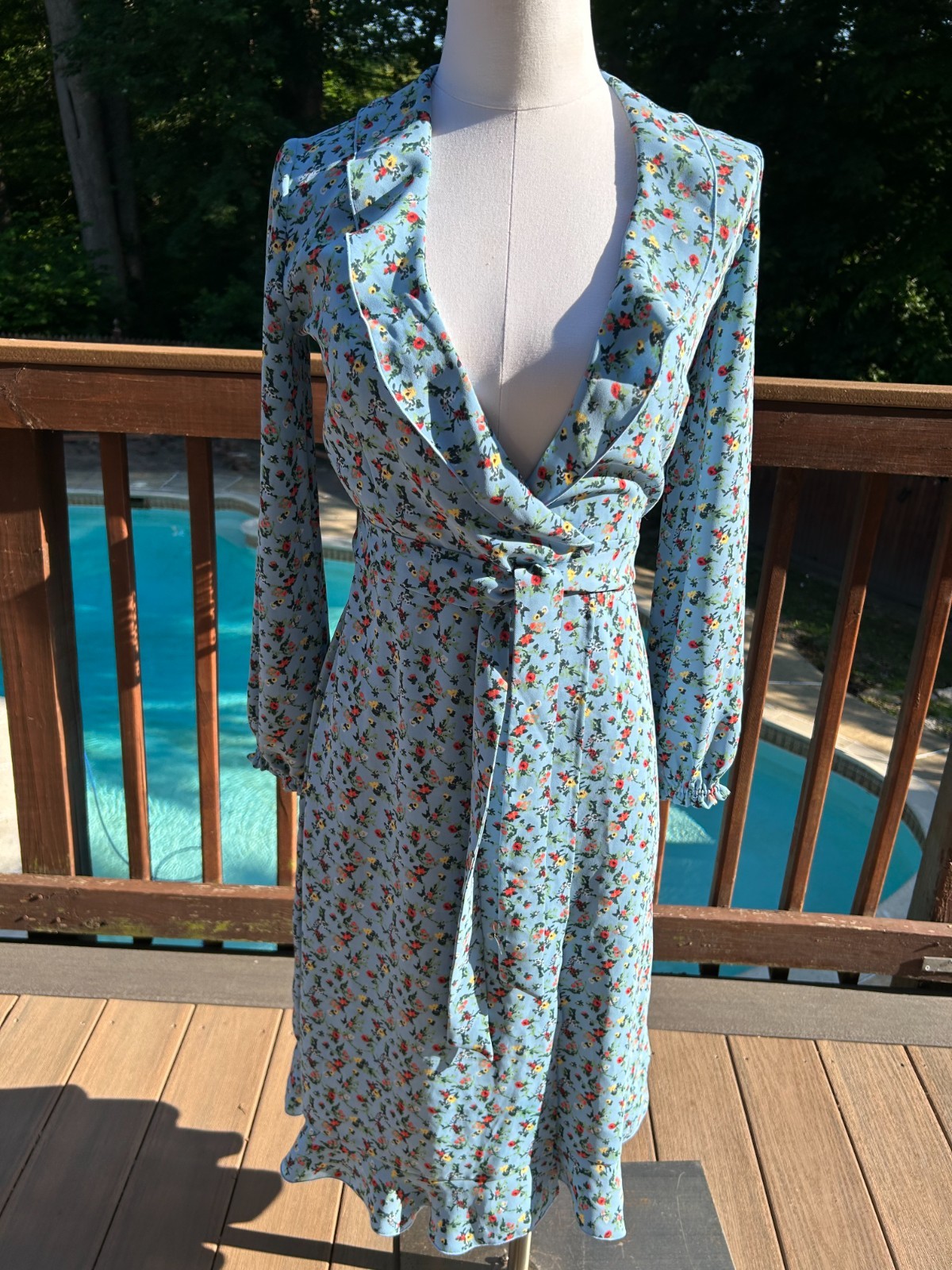 Aritzia Little Moon Elm floral print wrap midi dress light blue XXS $148