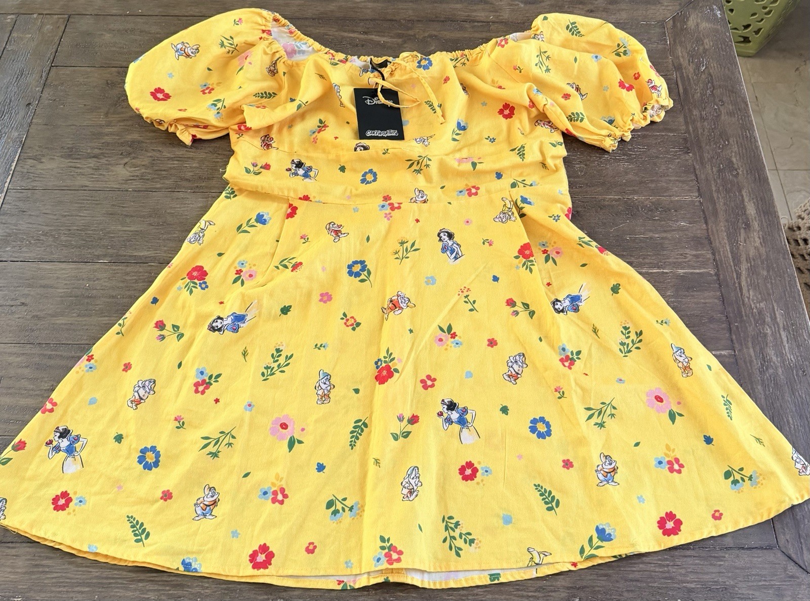 Disney Snow White Puffy Sleeve Dress Color Yellow Size XXL Brand New with Tags!