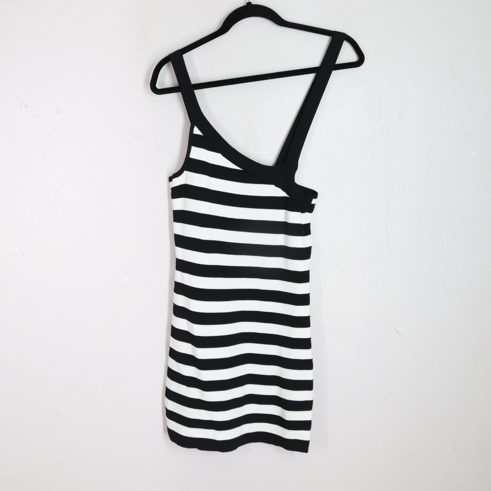 Love Culture Tunic Top L Black White Striped Asymmetrical Stretch Off Shoulder
