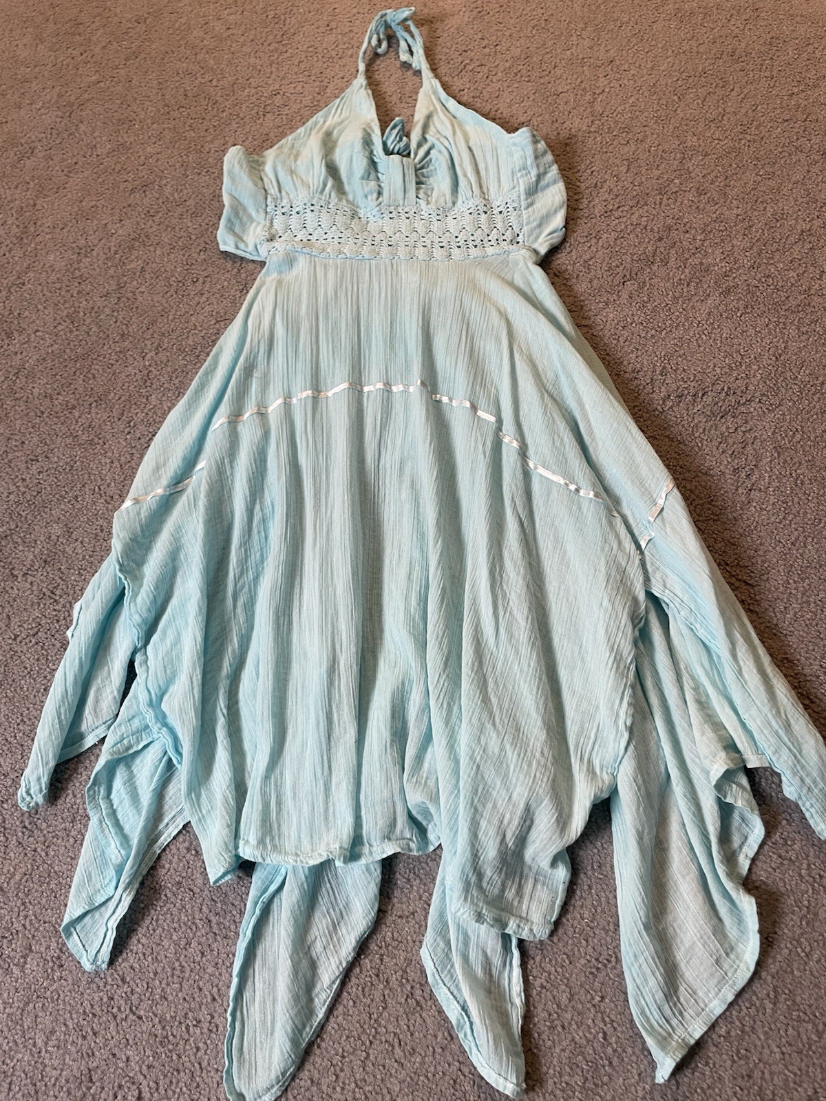 Halter Neck Handkerchief Hem Dress Sz M Lace Trim Blue Crinkled Rayon Lagenlook