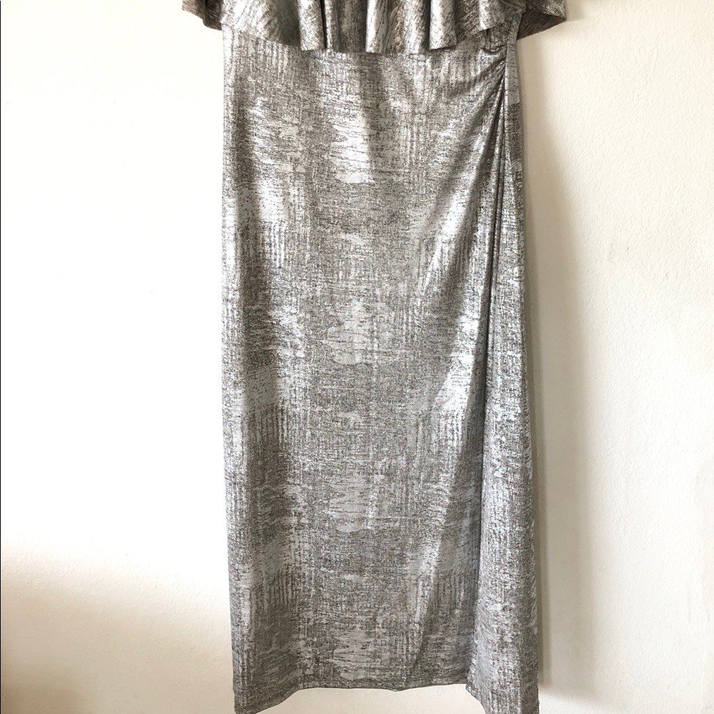 Connected Apparel Metallic Dress Silver Flutter Sleeve Size 12 – Used