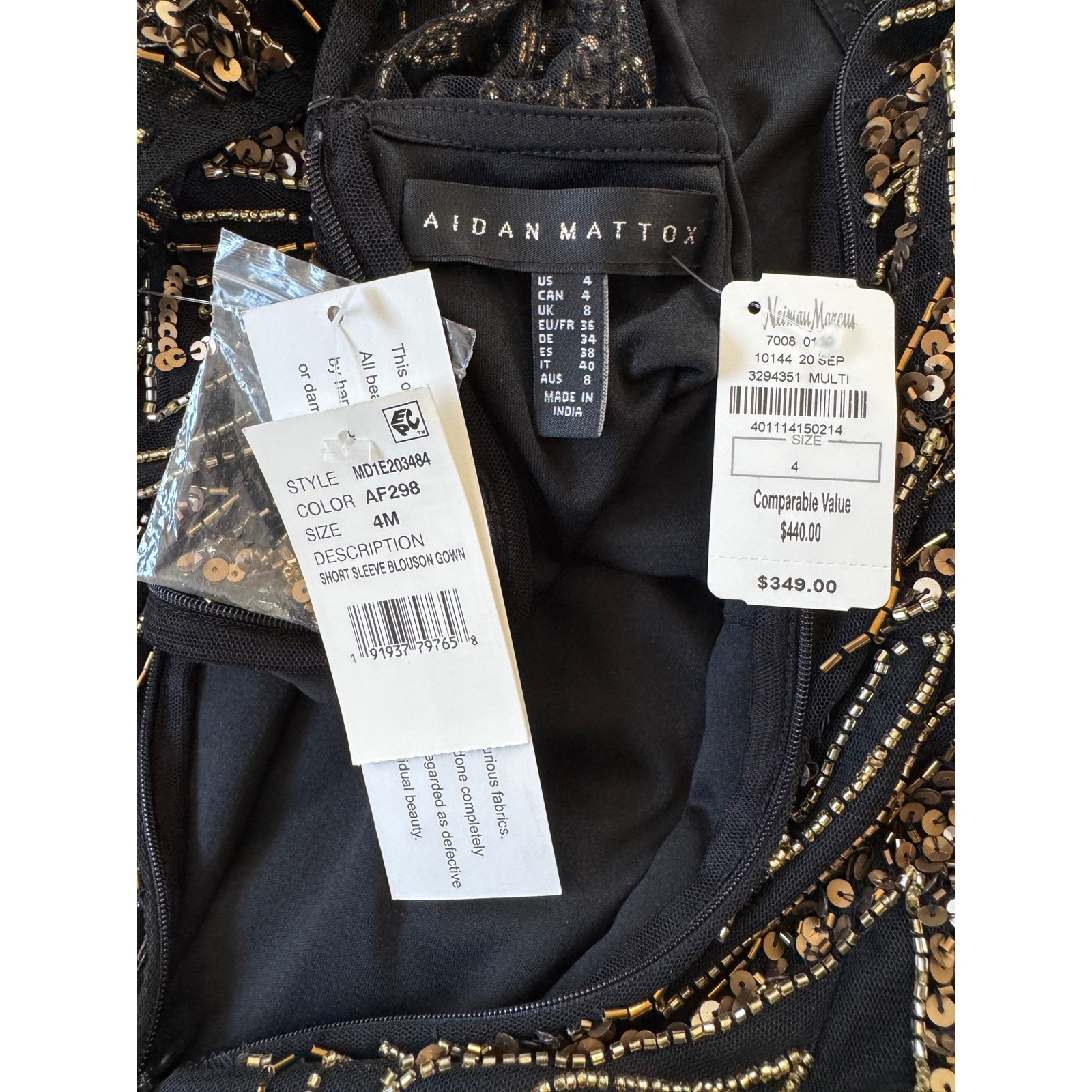 NWT Aidan Mattox Black Sequined Beaded V-Neck Short Sleeve Gown