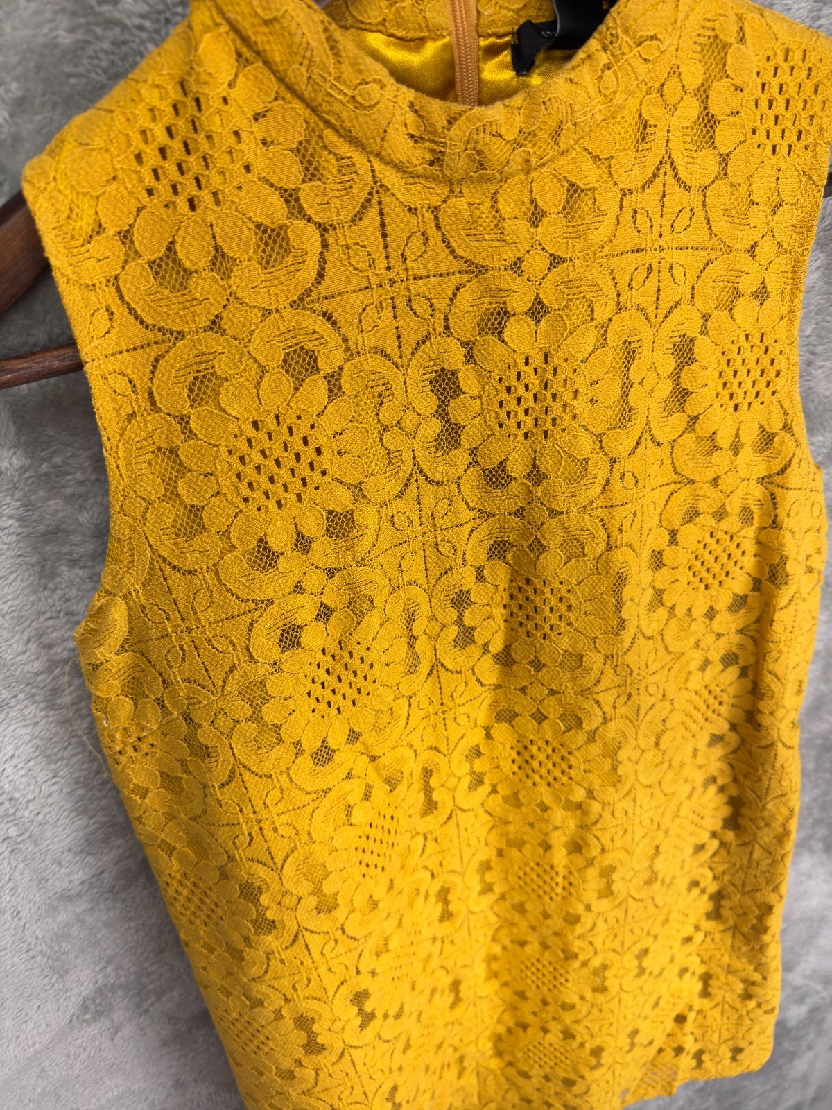 Forever 21 Crochet Floral Lace Mini Shift Dress S Yellow Boho Western Festival