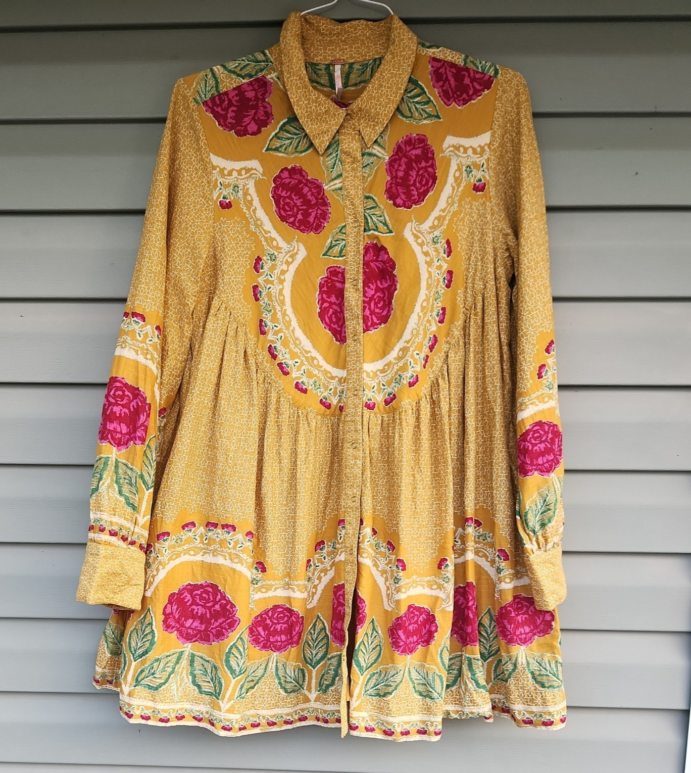 Free People Smell The Roses Pleated Mini Dress, Gold Mustard Multi – size MED