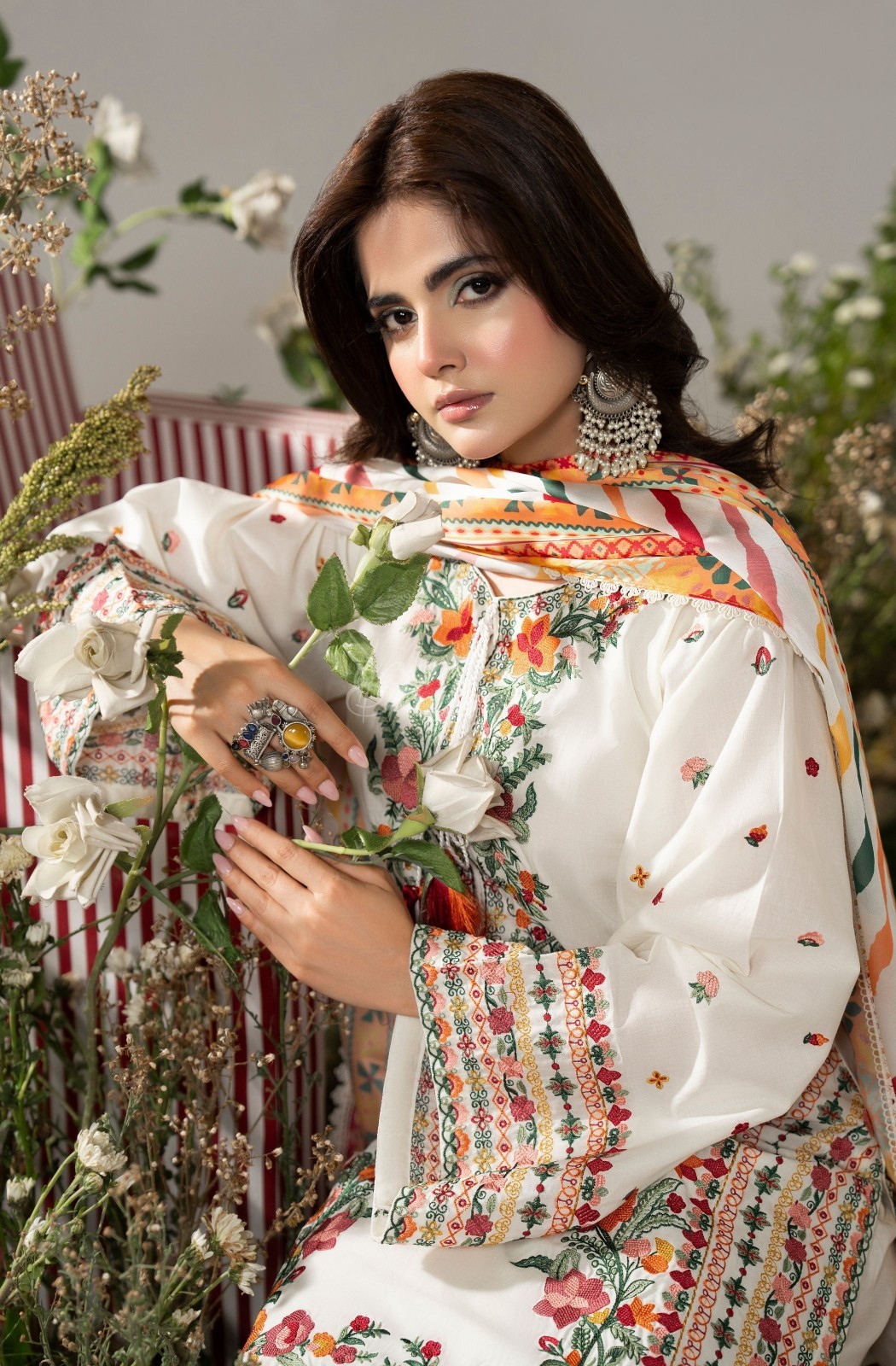Karma Collection 3 Piece Stitched Embroidery Suit – KC-1581-Warm Cream