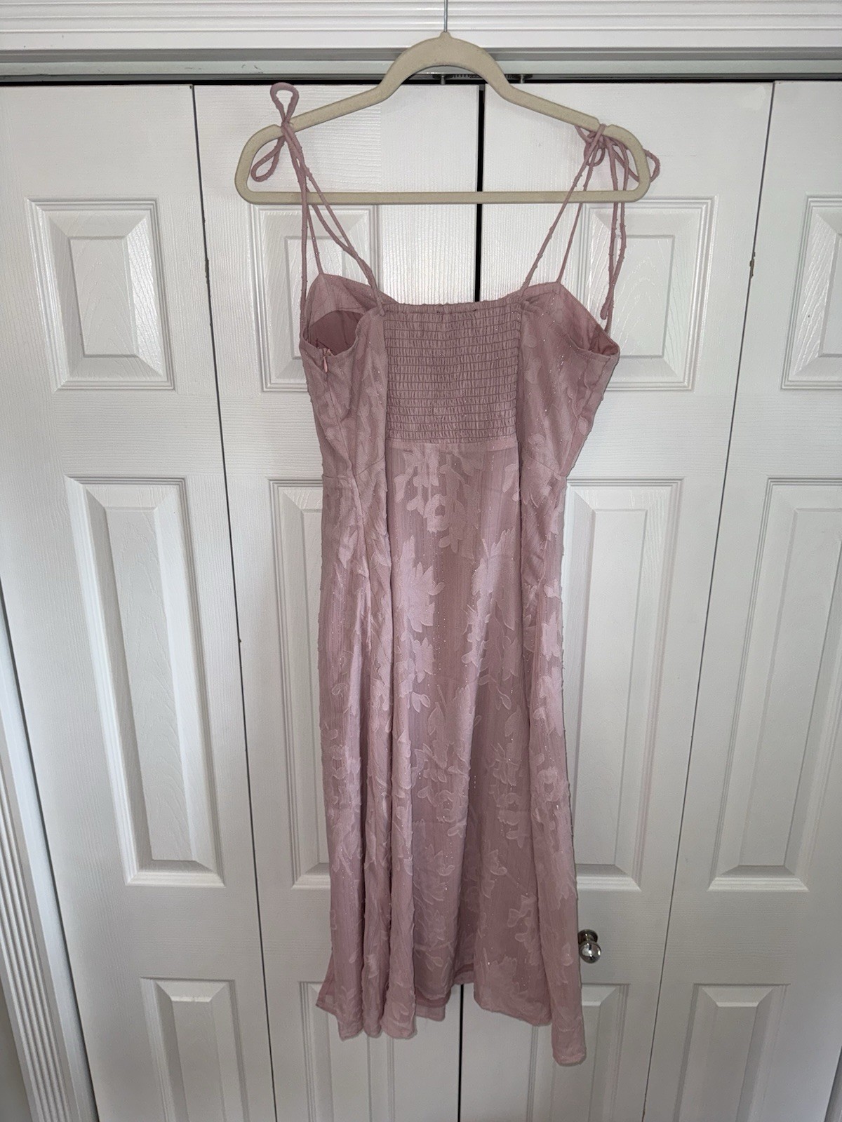 Lulus Loveliest Looks Blush Pink Floral Jacquard Tie-Strap Midi Dress M