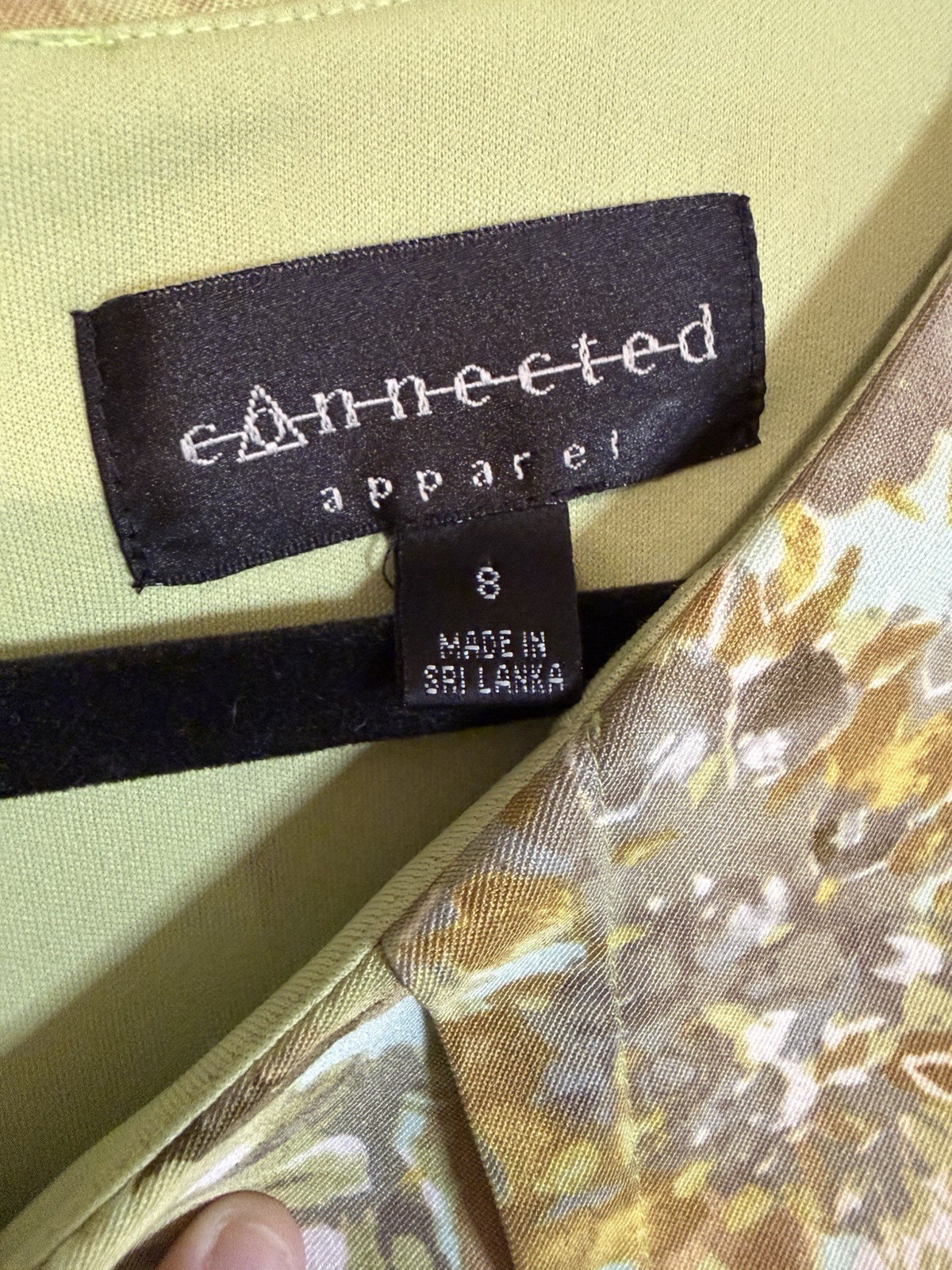 Connected Apparel Women’s Size 8 Green Floral Fit & Flare Cap Sleeve Dress