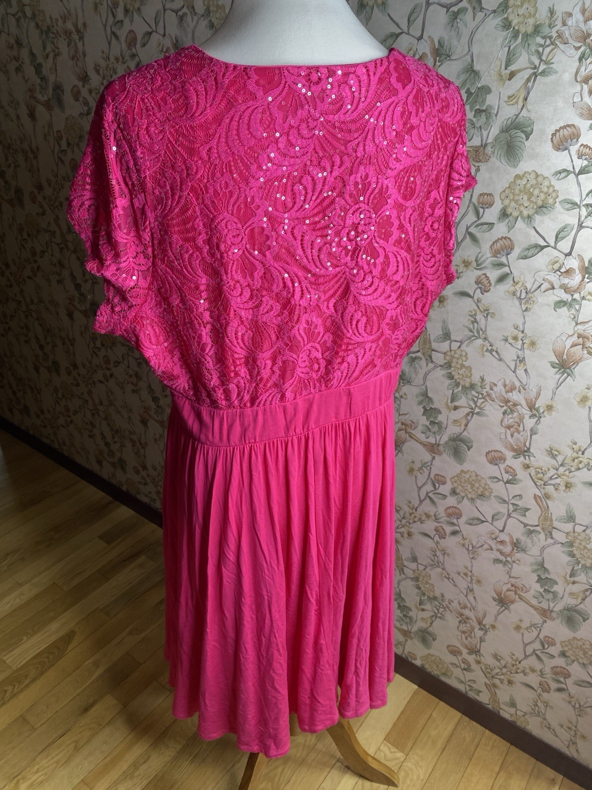 Torrid At The Knee Super Soft Lace Sequin Contrast Fit N Flare Dress Size 1X