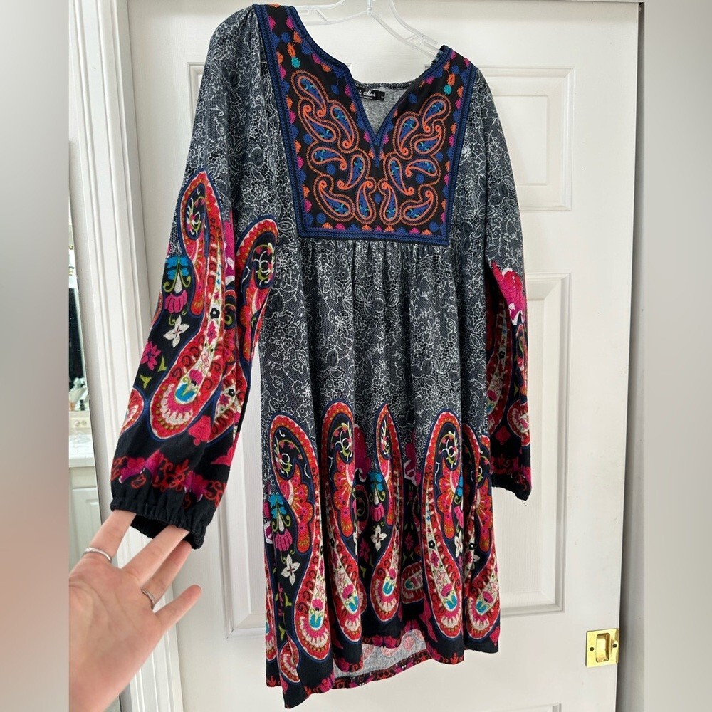White Mark Tunic shift dress Size L Embroidered Soft Fabric Multi Colored Boho