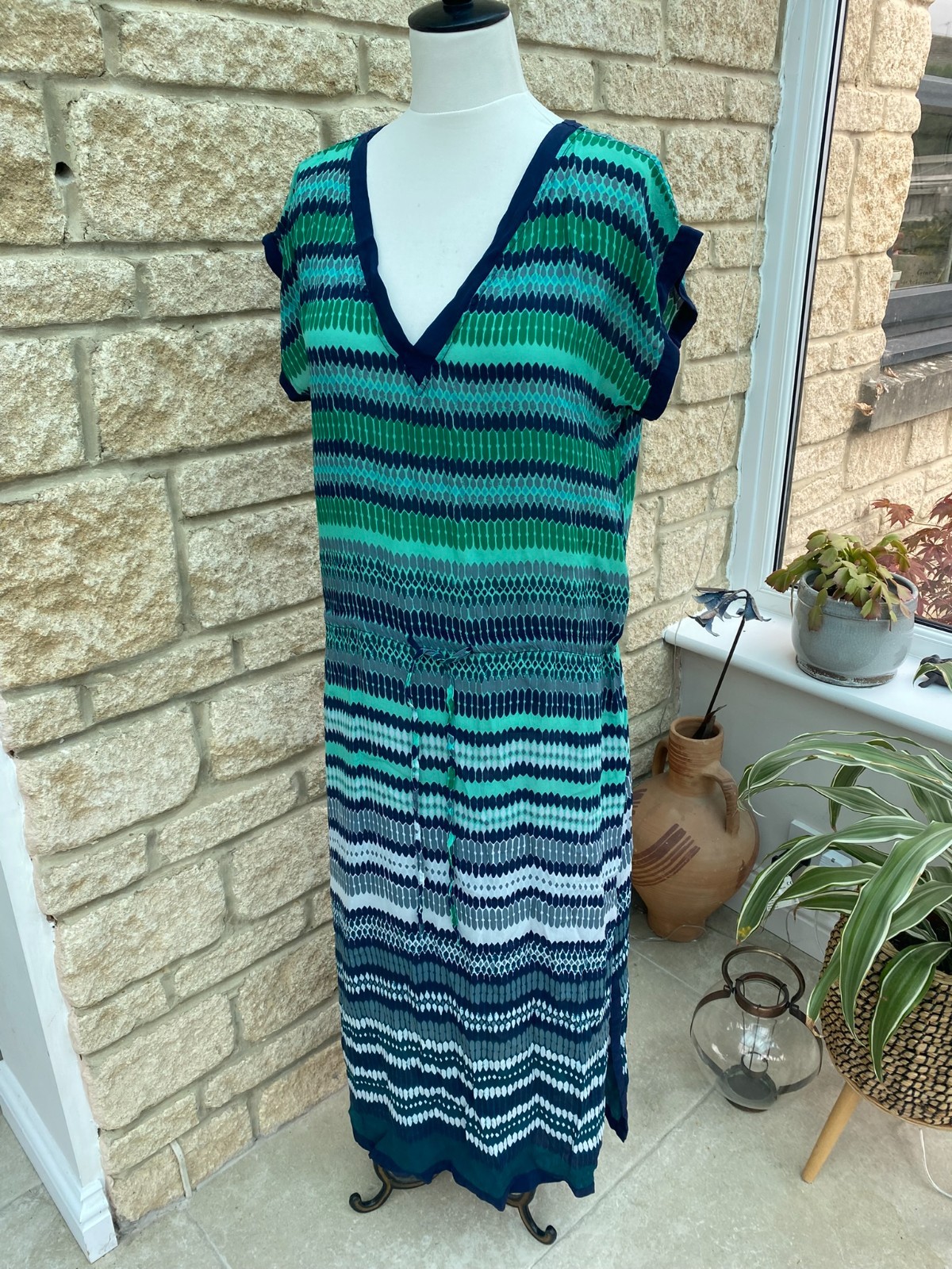 One Season Australia Blue Green Viscose Dress size M