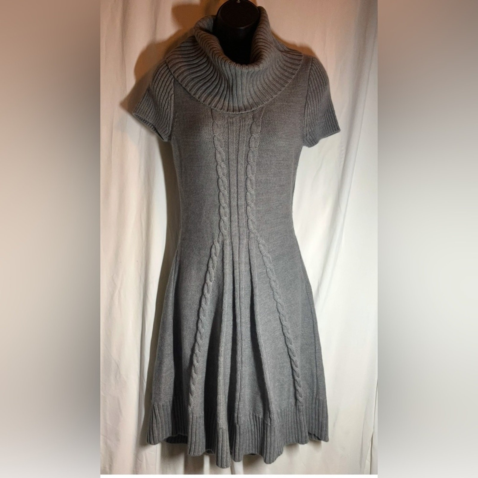 Jessica Howard Grey fit & flared short-sleeve sweater dress size Medium #10342