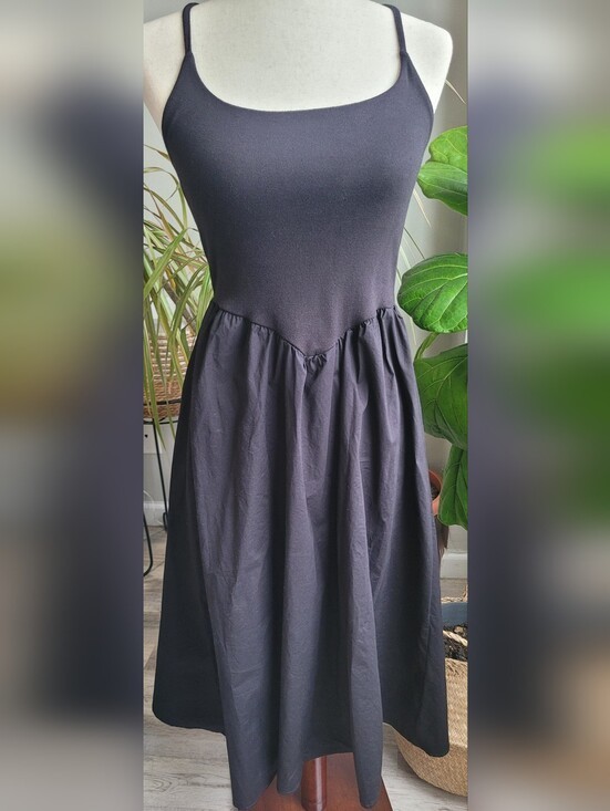 Madden Girl Black Midi Dress – Size M – Adjustable Crisscross Back