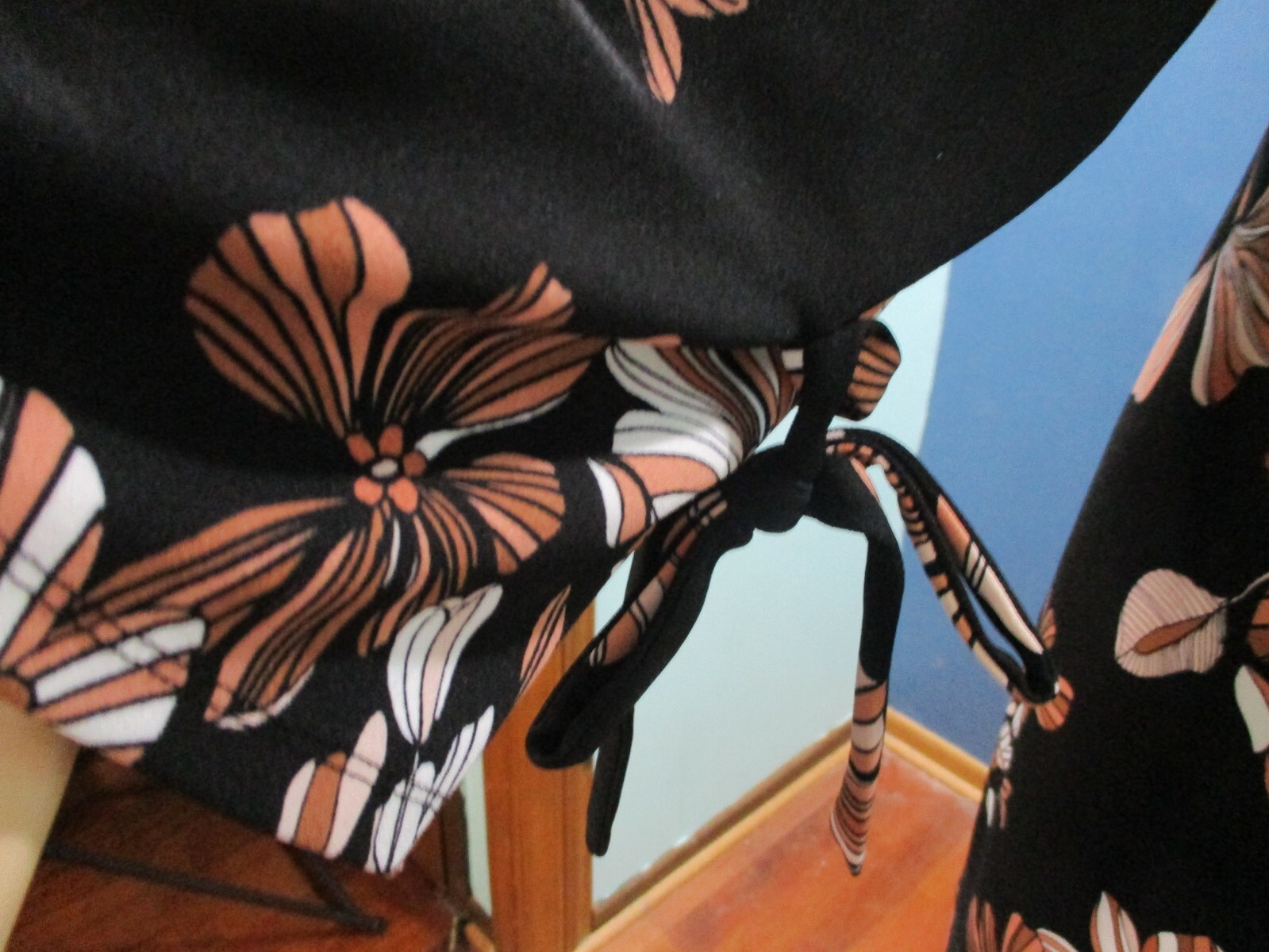 size 14 black and rust floral zip up knit sheath retro mod dress by NINE WEST