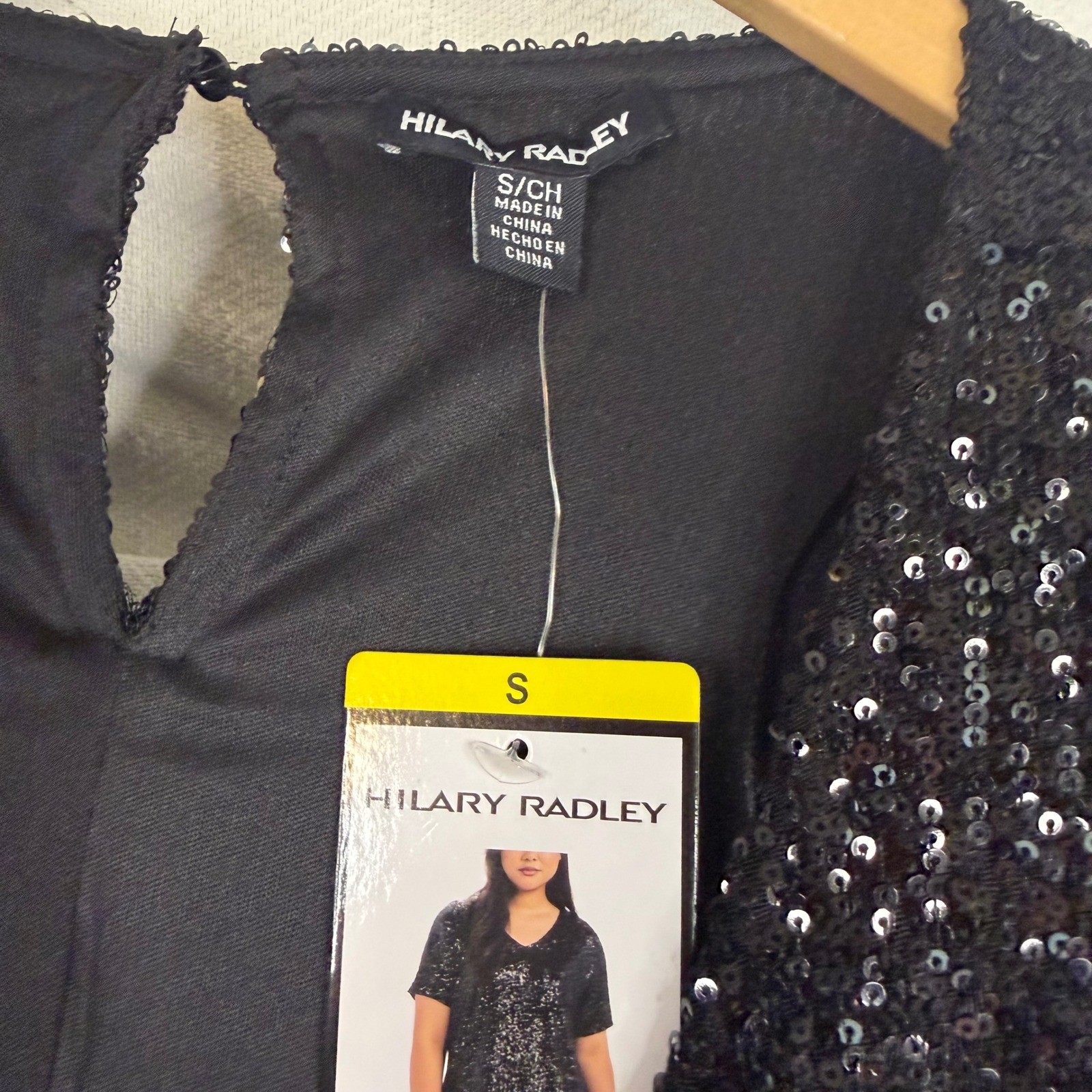 Hilary Radley Black Sequin Short Sleeve V-Neck Shift Dress CO4478L-48F Small NEW