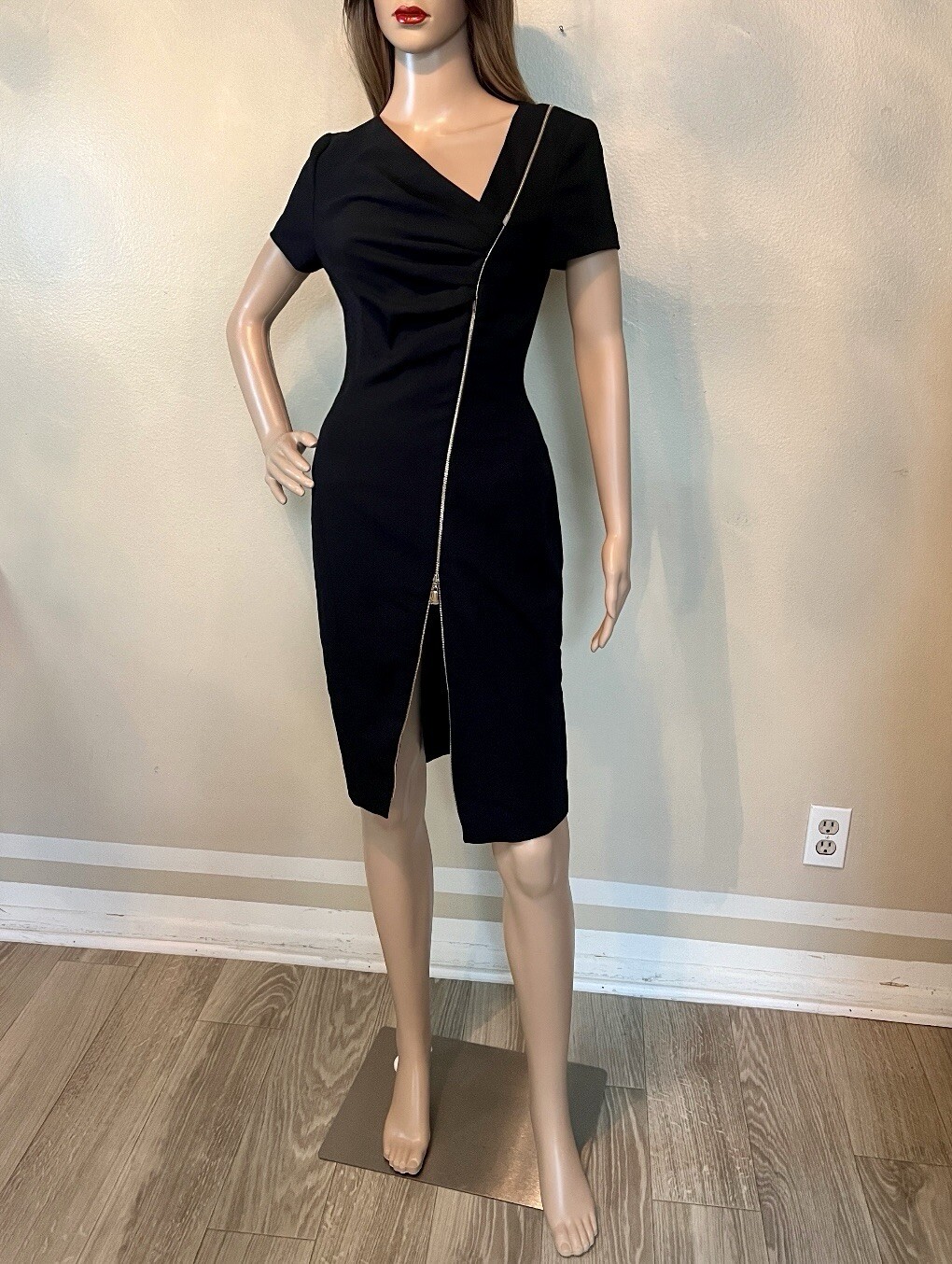 Vintage ESCADA Rare2Find Y2K Black 100% Wool Midi Dress Gold Zipper Logo 36/S