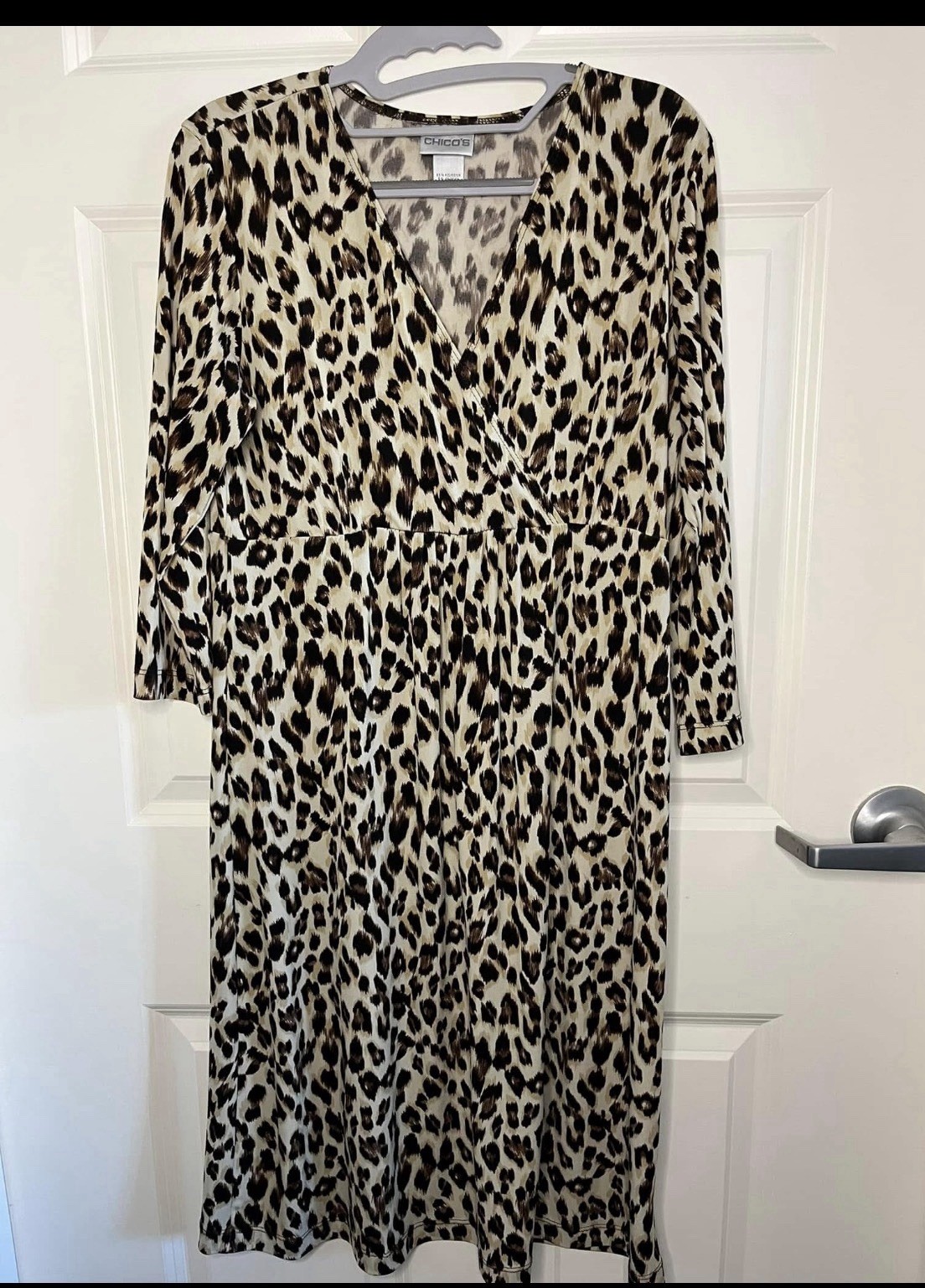 Chico’s 1 (Sm) Leopard Print Dress Poly Spandex V-Neck ￼