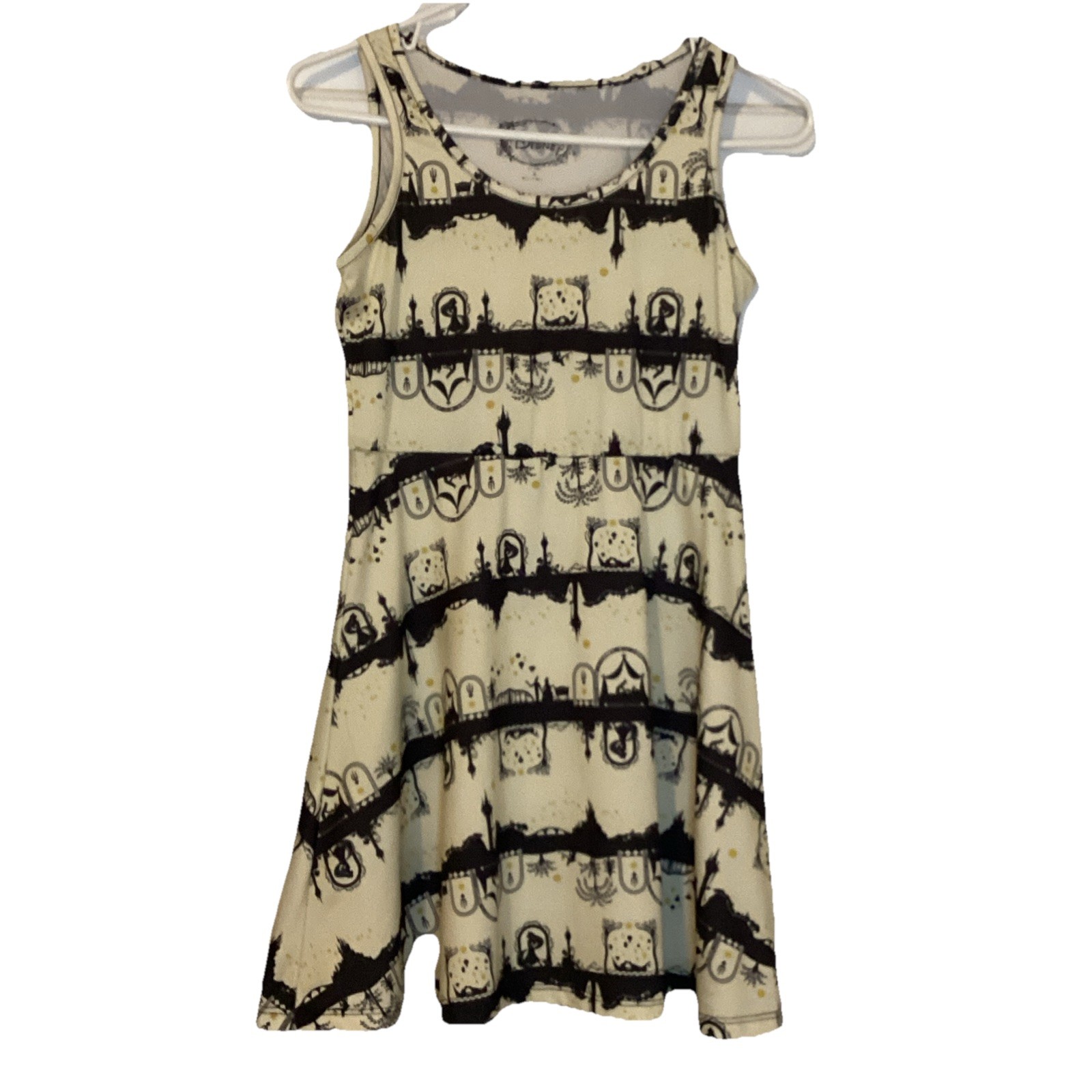 Disney Women’s Tangled Rapunzel Lanterns Dress Size M