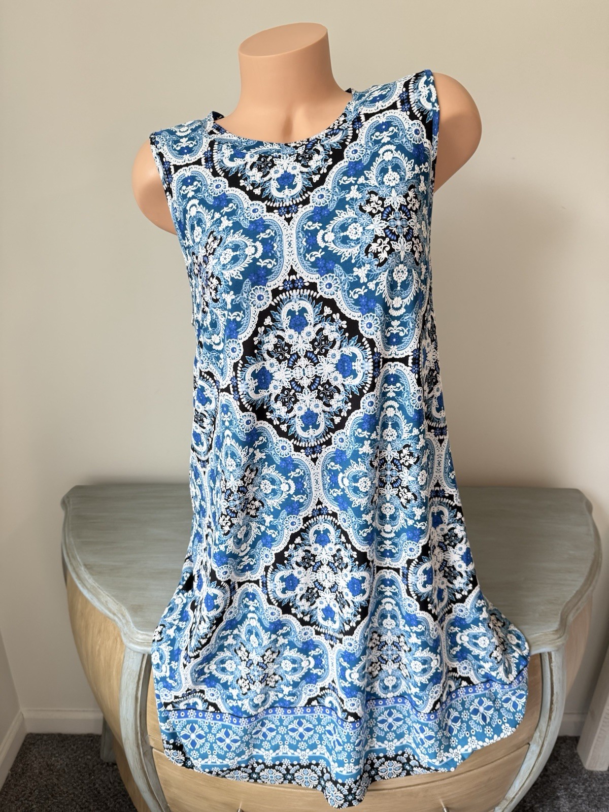 Swing Shift Tank Dress M Textured Floral Frocked Stretch Easy Pullover Blue