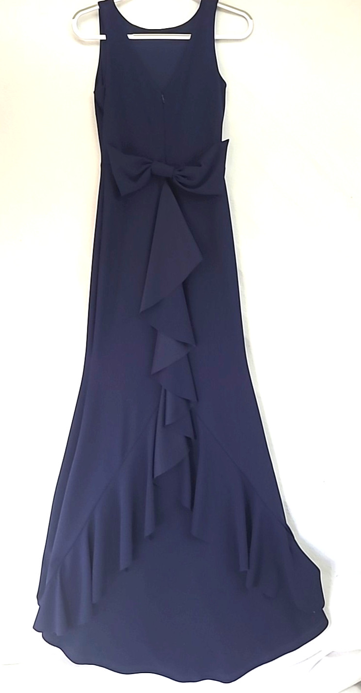 Betsy & Adam Maxi Formal Gown Sz 6 Back Bow Full Length Back Ruffle Slight Train