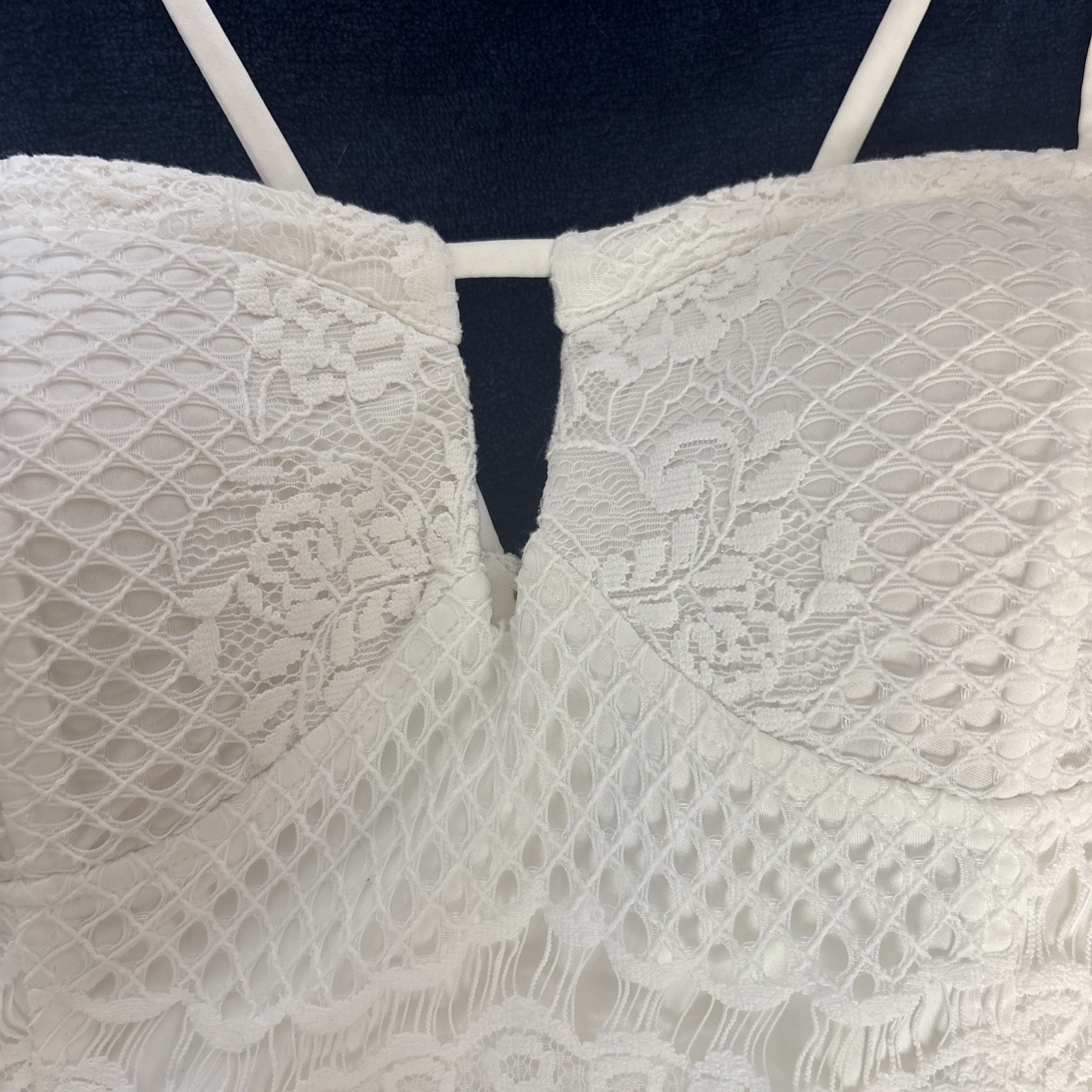 Guess Cream ivory Cocktail evening wedding Dress size 8