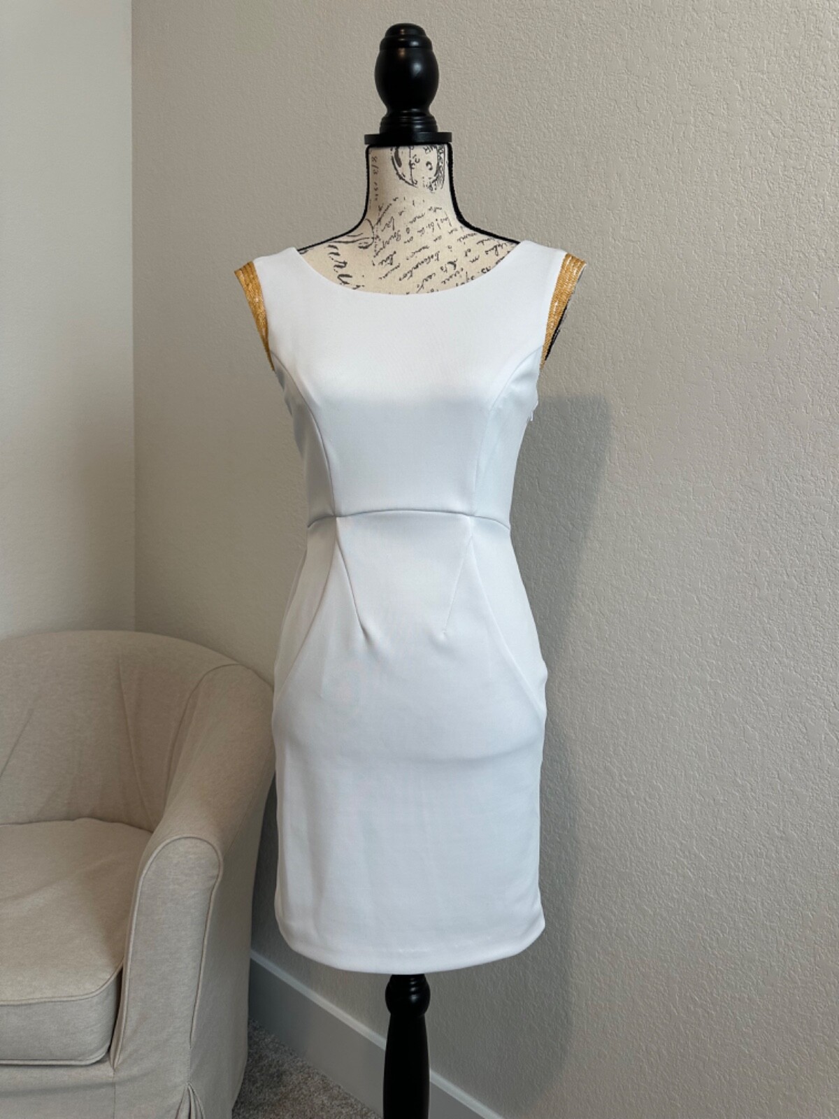 White Bodycon Sheath Cocktail Mini Dress w/Gold Beading
