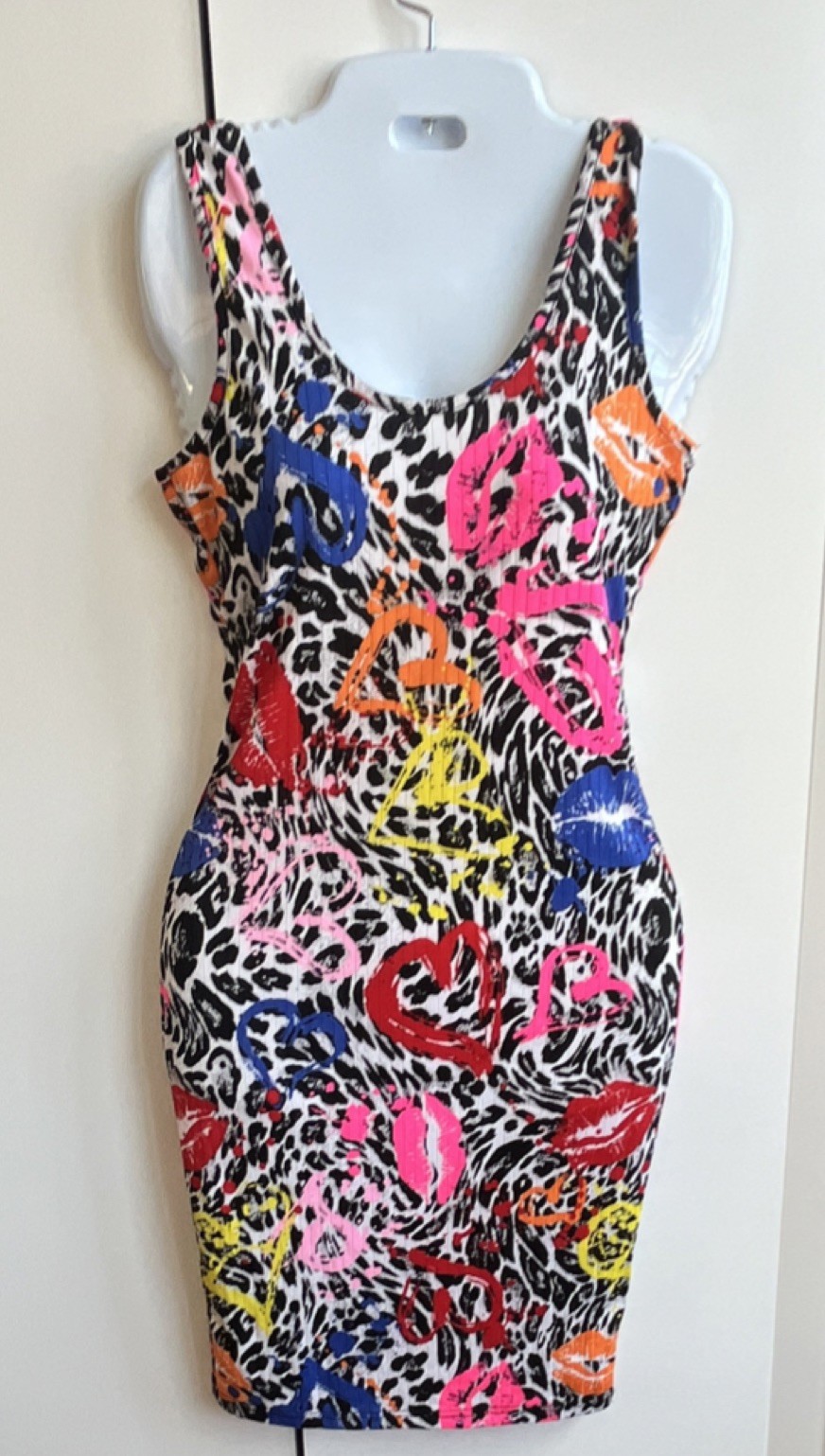 Full Circle Trends Multicolor Knit Bodycon Scoop Strappy Hearts Lips M
