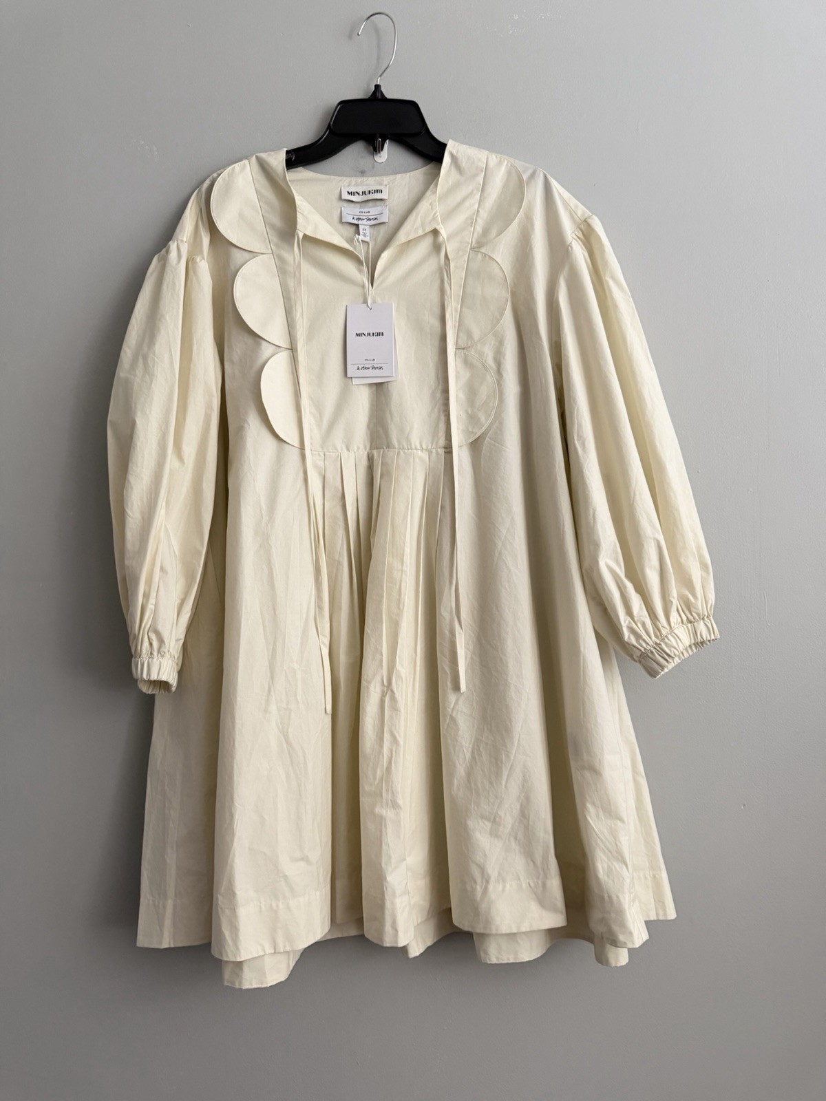 New Minjukim Minju Kim & other stories M dress Baby Doll Scalloped Ivory Full
